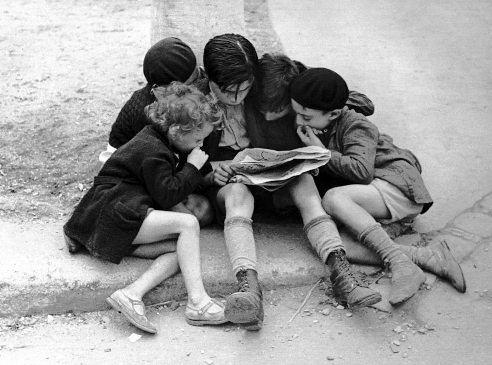 Children Reading the Newspaper, 1936