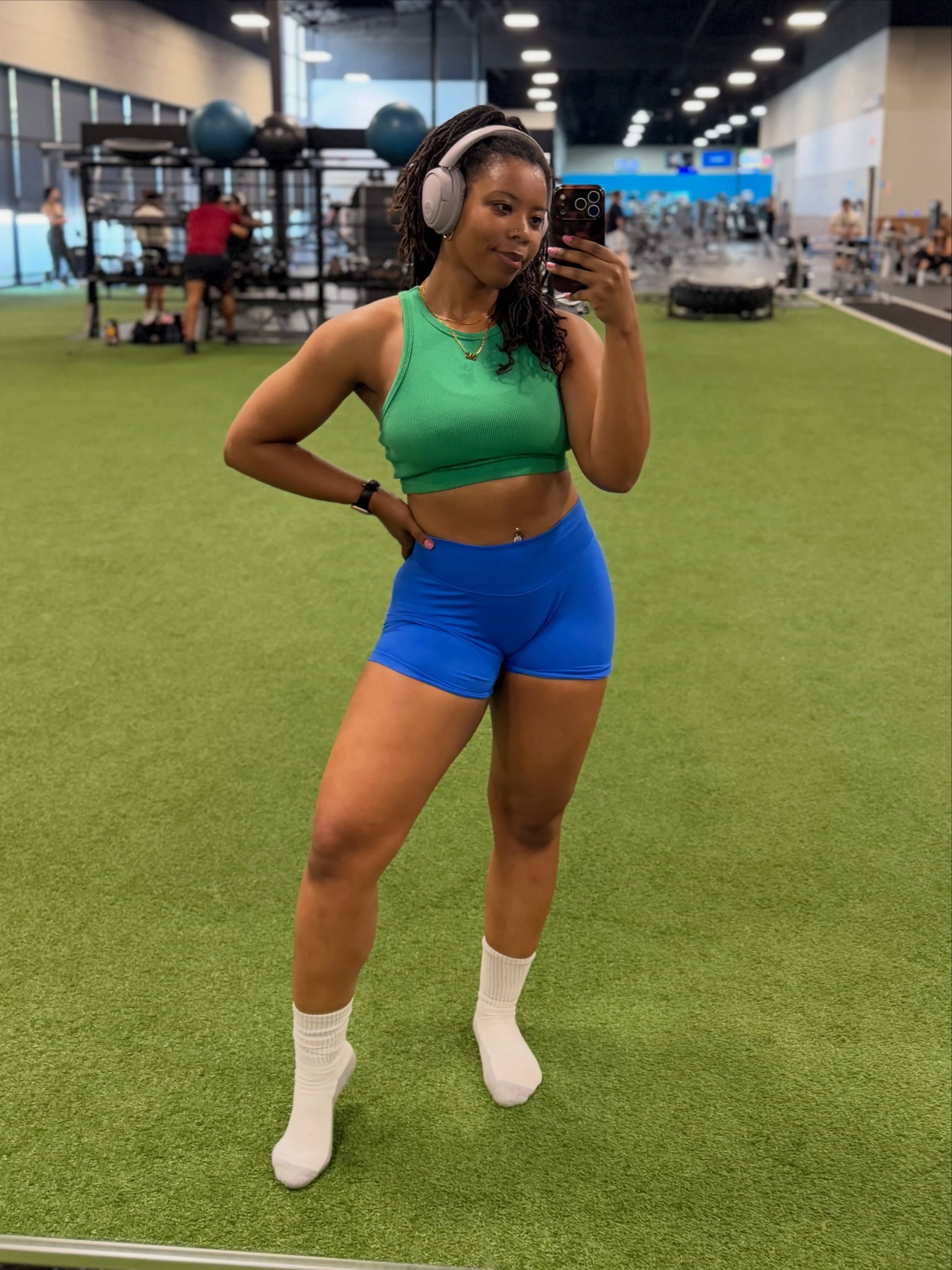 Can&rsquo;t believe I used to wear black so much. Loving alllll the color lately ❤️💜💚💙💖🧡