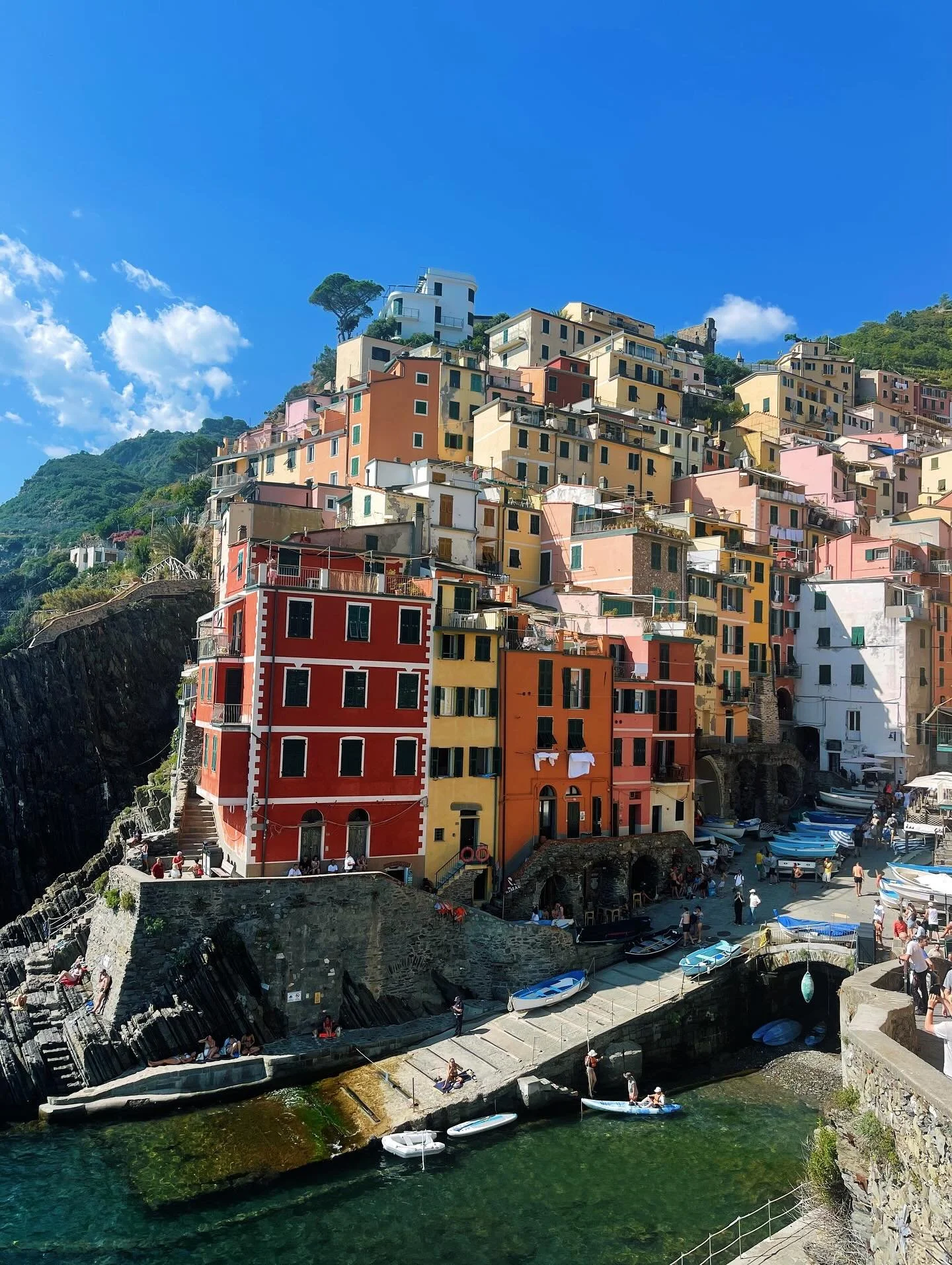 from castle stays to solo seafood cones 🍋
some of my favorite memories this summer came from the little detours like venice, pisa, lucca, cinque terre, and a tuscan weekend with mom & dad
new postcard up now: day trips & detours
📍withloveke