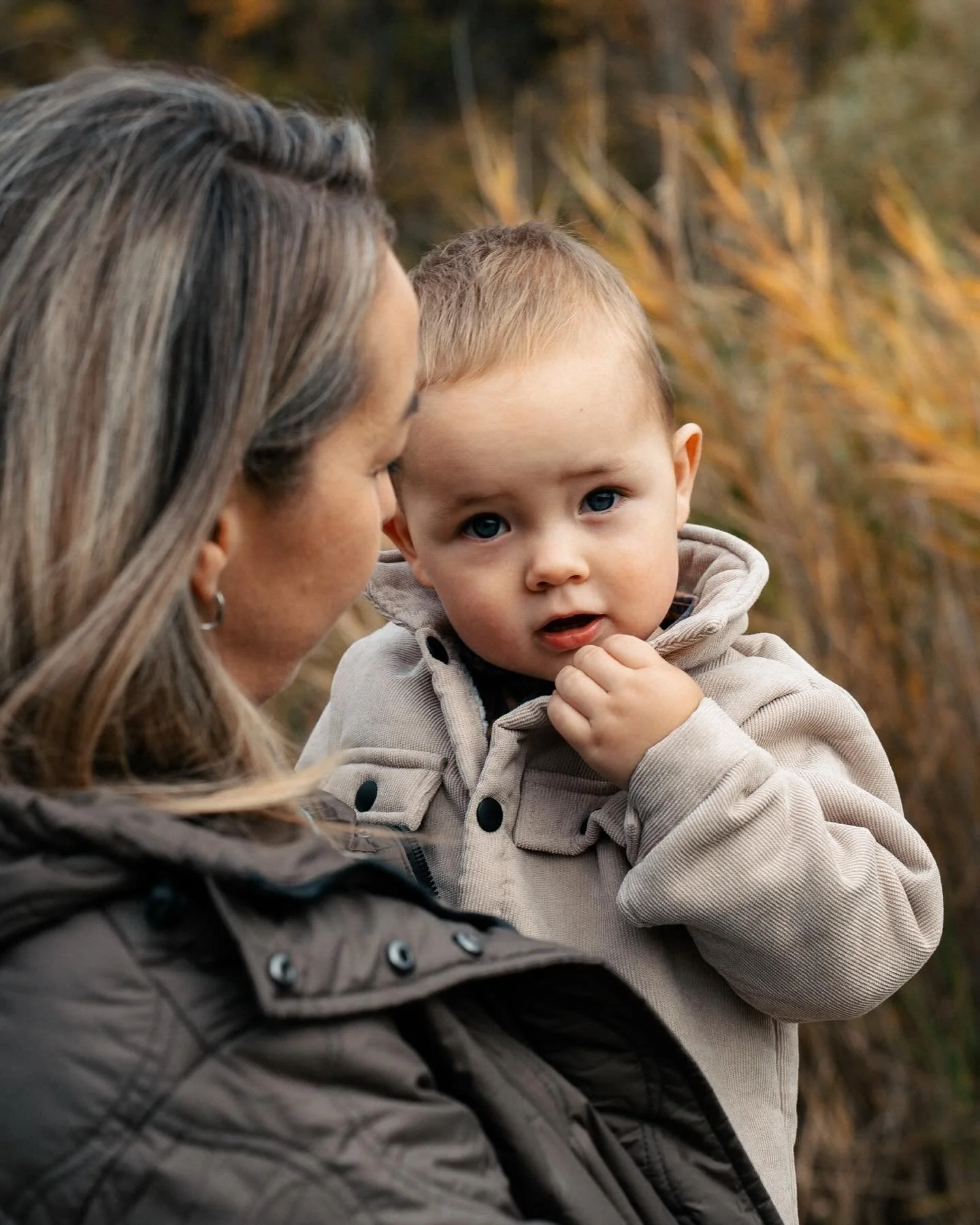 Podzimn&iacute; Růženin lom s touto rodinkou😍

@baru.du 

#rodinnefoceni #focenihady #ruzeninlom #rodinnyfotograf #fotografkabrno #fotografbrno #rodinnefoto #podzimnifoto #podzimnifoceni #rodina #fotimlasku #ruzeninlom #hady