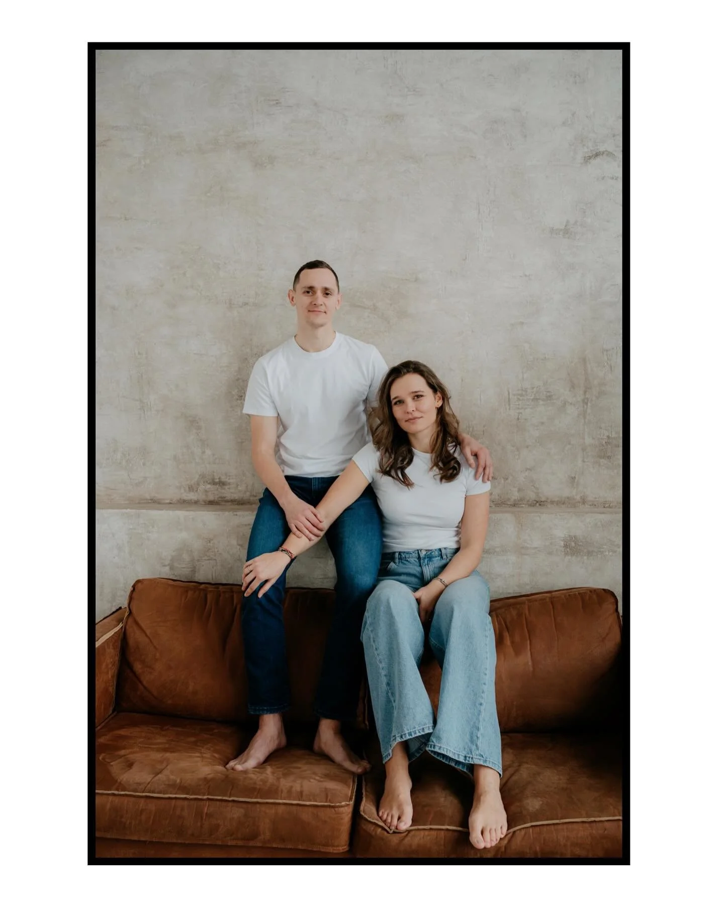 Předsvatebn&iacute; focen&iacute; Mark&eacute;tky a Romana 🥰🥰

Př&aacute;n&iacute;m byly minimalistick&eacute; fotky v ateli&eacute;ru, aby je mohli použ&iacute;t i na svatebn&iacute; ozn&aacute;men&iacute;. A mysl&iacute;m, že se n&aacute;m to pov