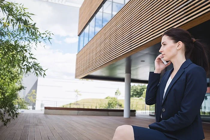businesswoman-talking-mobile-phone.jpg