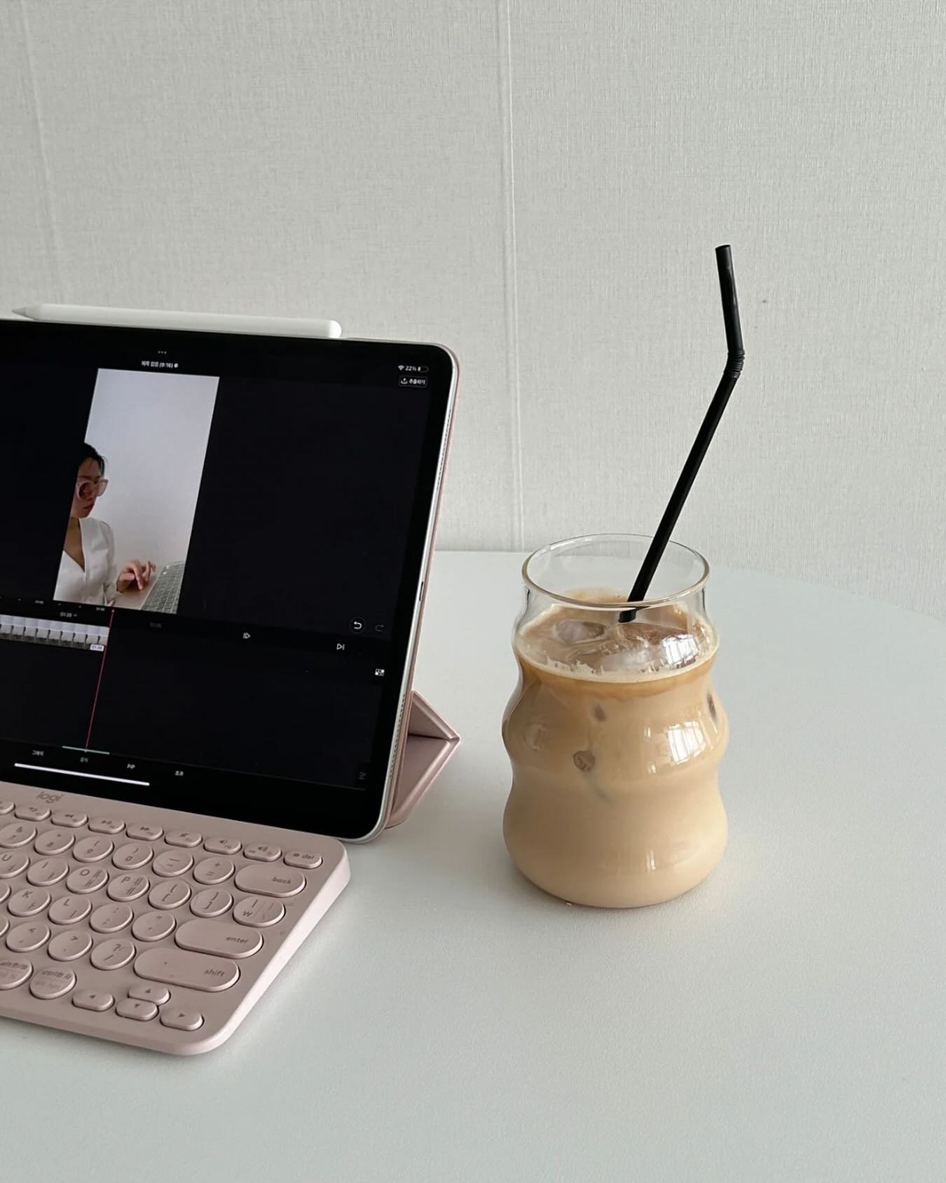 💡 What does MTD ITSA actually mean for you?

If you&rsquo;re self-employed or a landlord, big changes are on the way for how you report your income tax. 

From April 2026, if your total business and/or property income is over &pound;50,000, you&rsqu