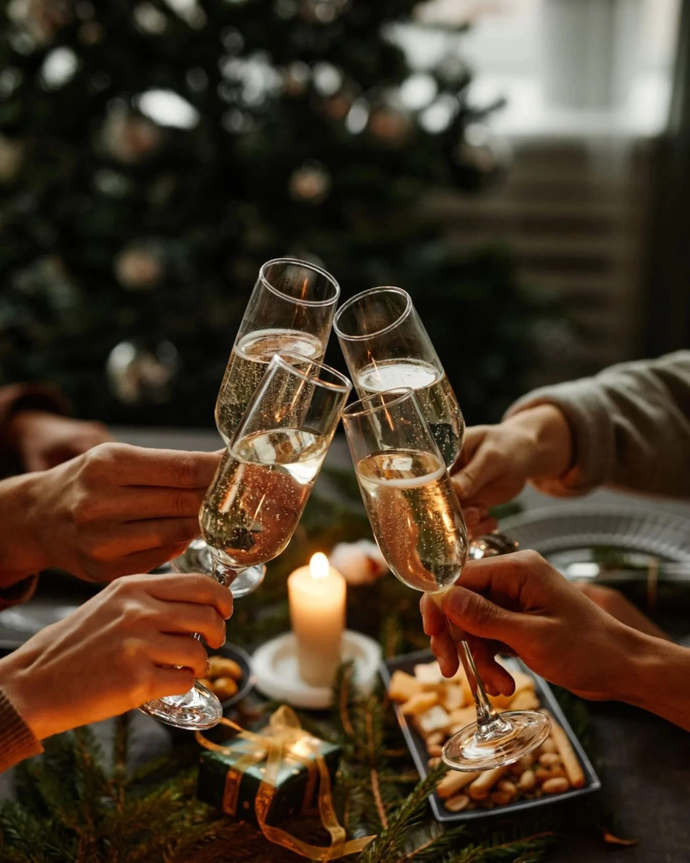 Now we&rsquo;re in the festive season, if you employ staff members you may be organising a Christmas party 🍾

As an employer you can organise an annual event each year that can be claimed as an allowable expense. As long as all employees are invited