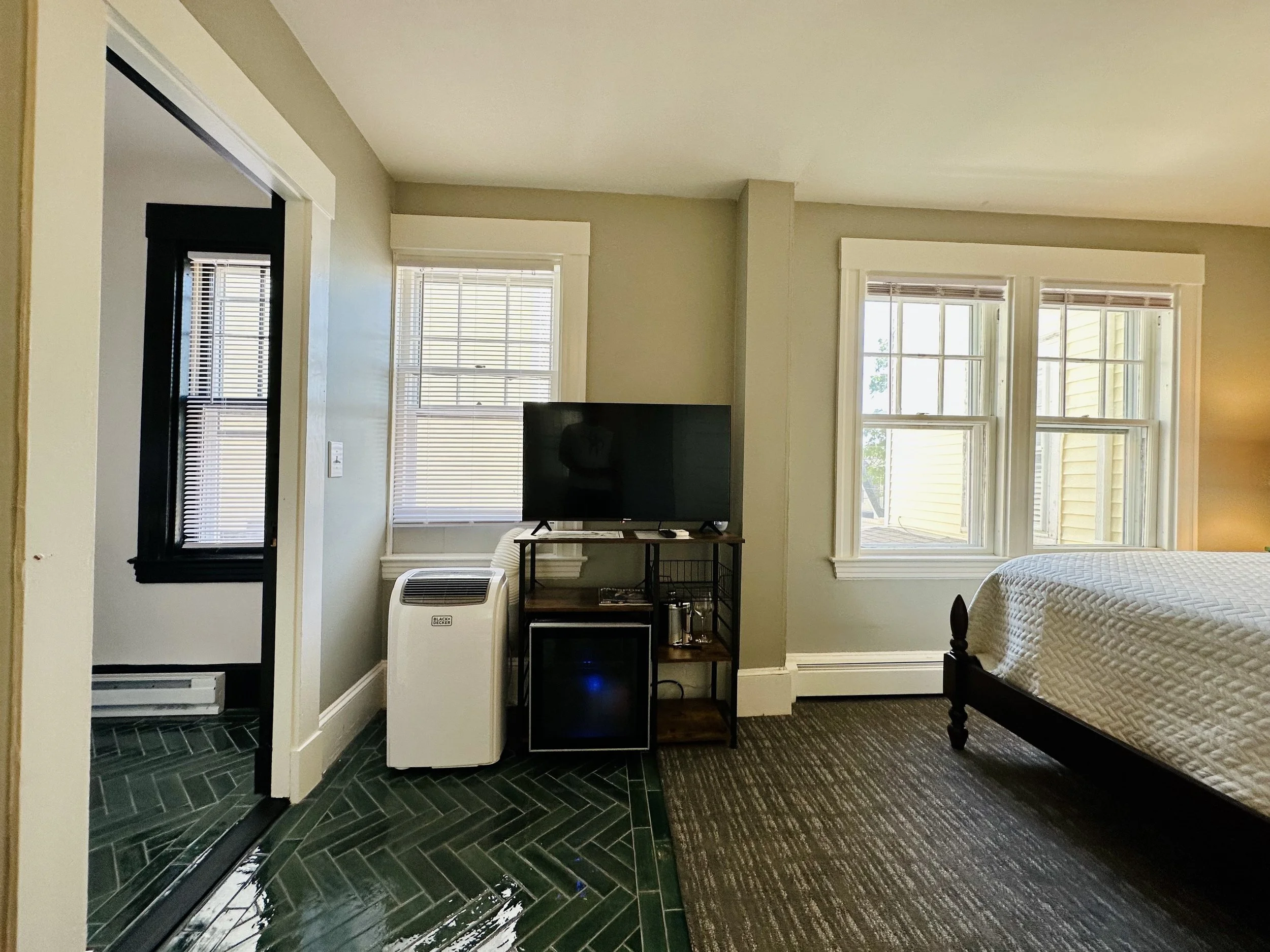 34 Bedroom 2.jpeg