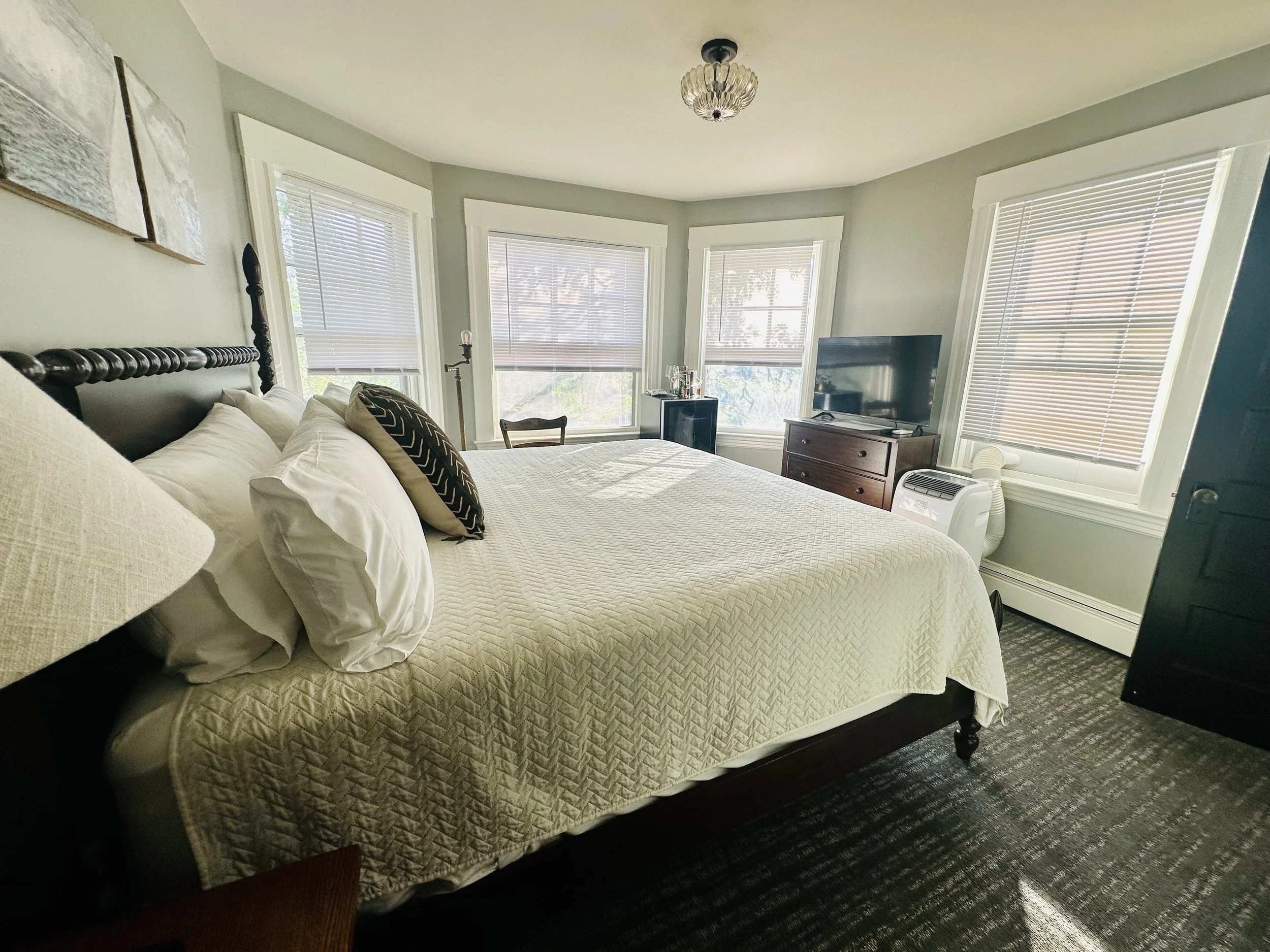 33 - k - bed1.jpeg
