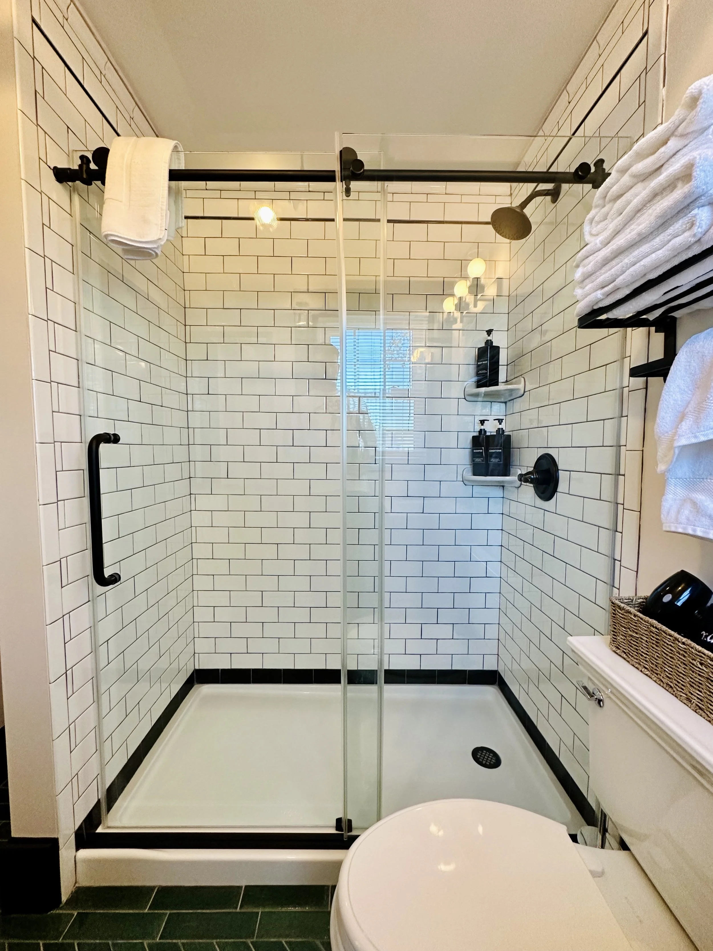 35 Bathroom Shower.jpeg