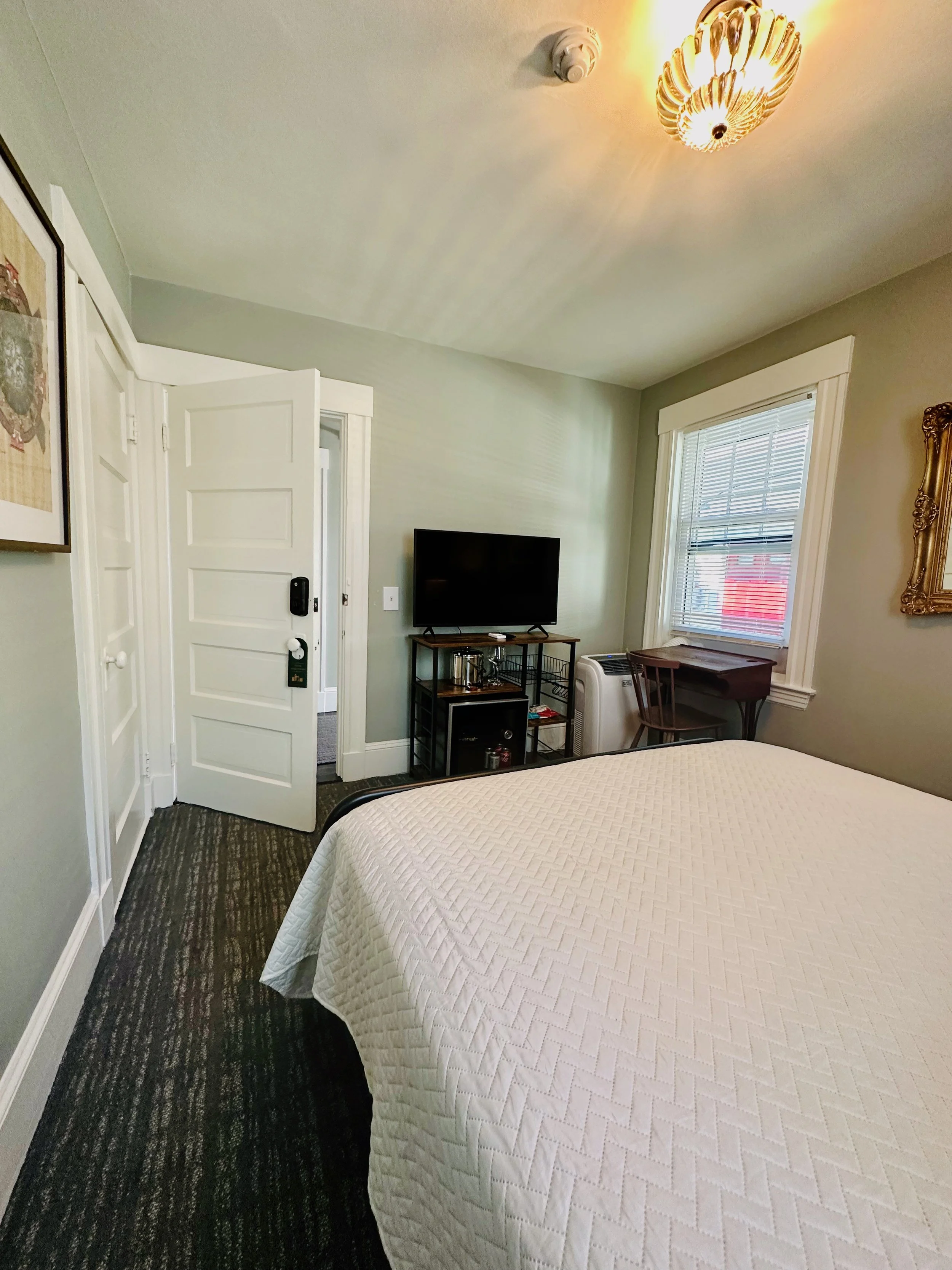 38 - Bedroom 1.jpeg