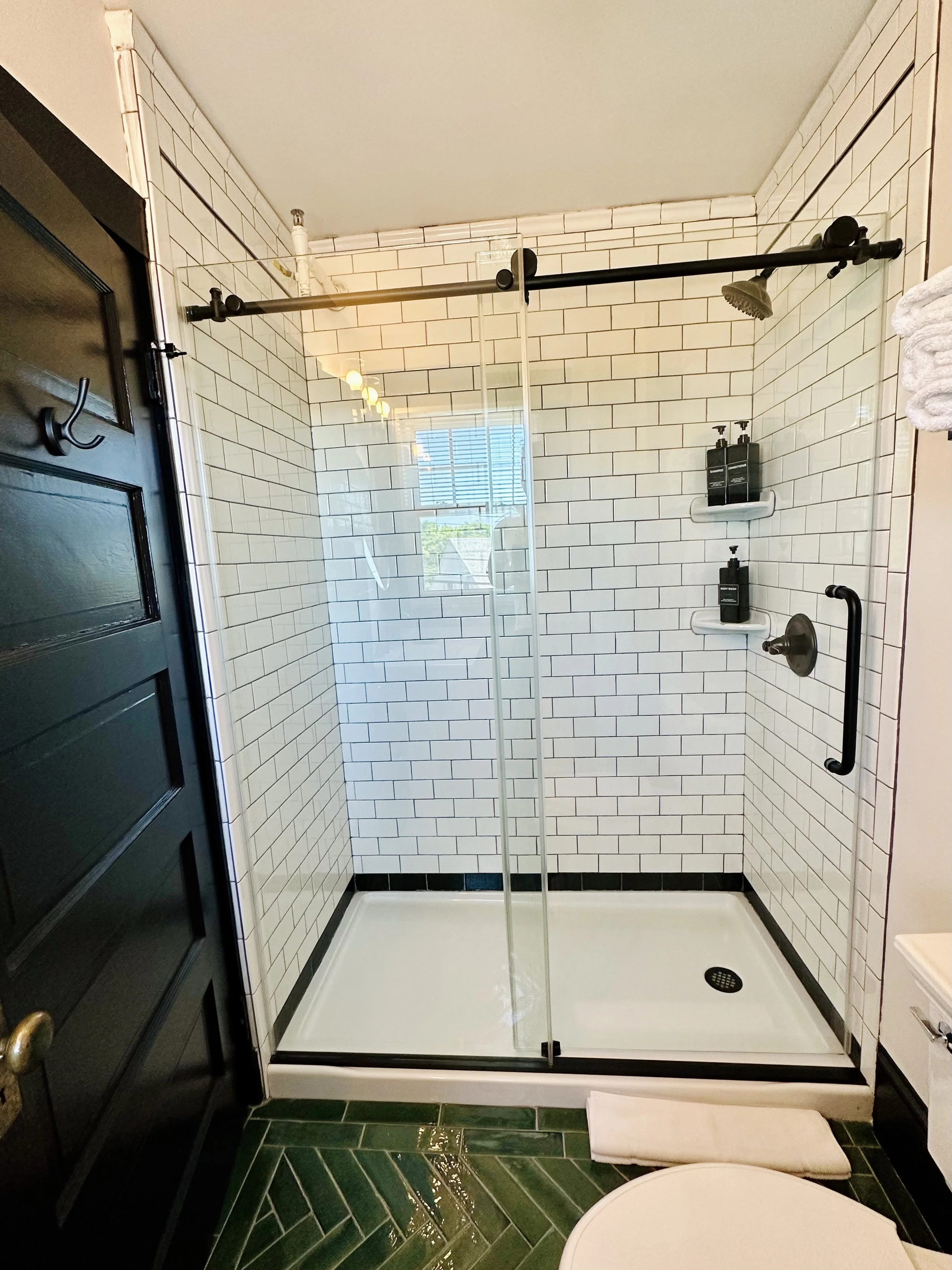 39_shower.jpeg