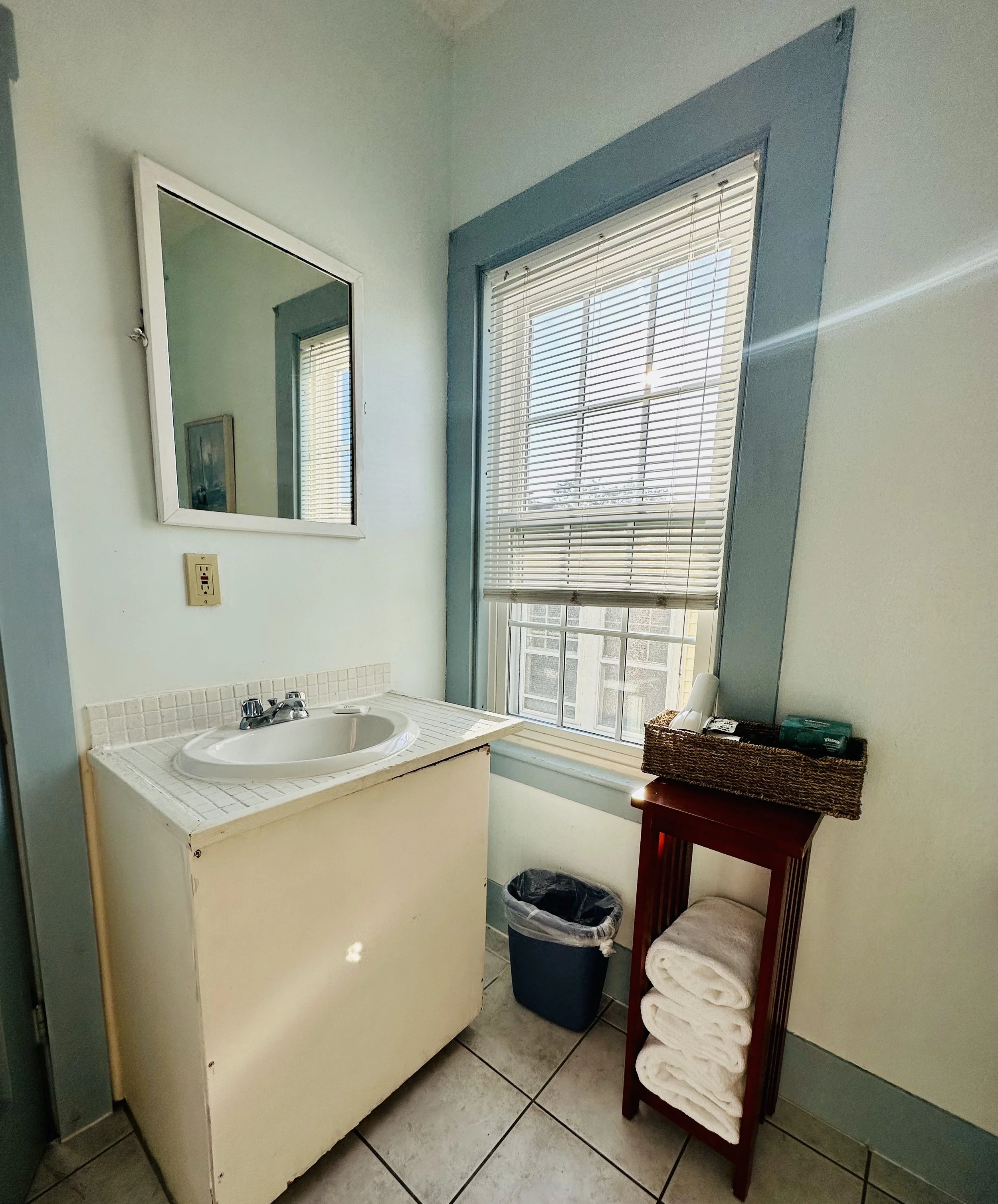 27 - Annex - SQ Green Bath.jpeg
