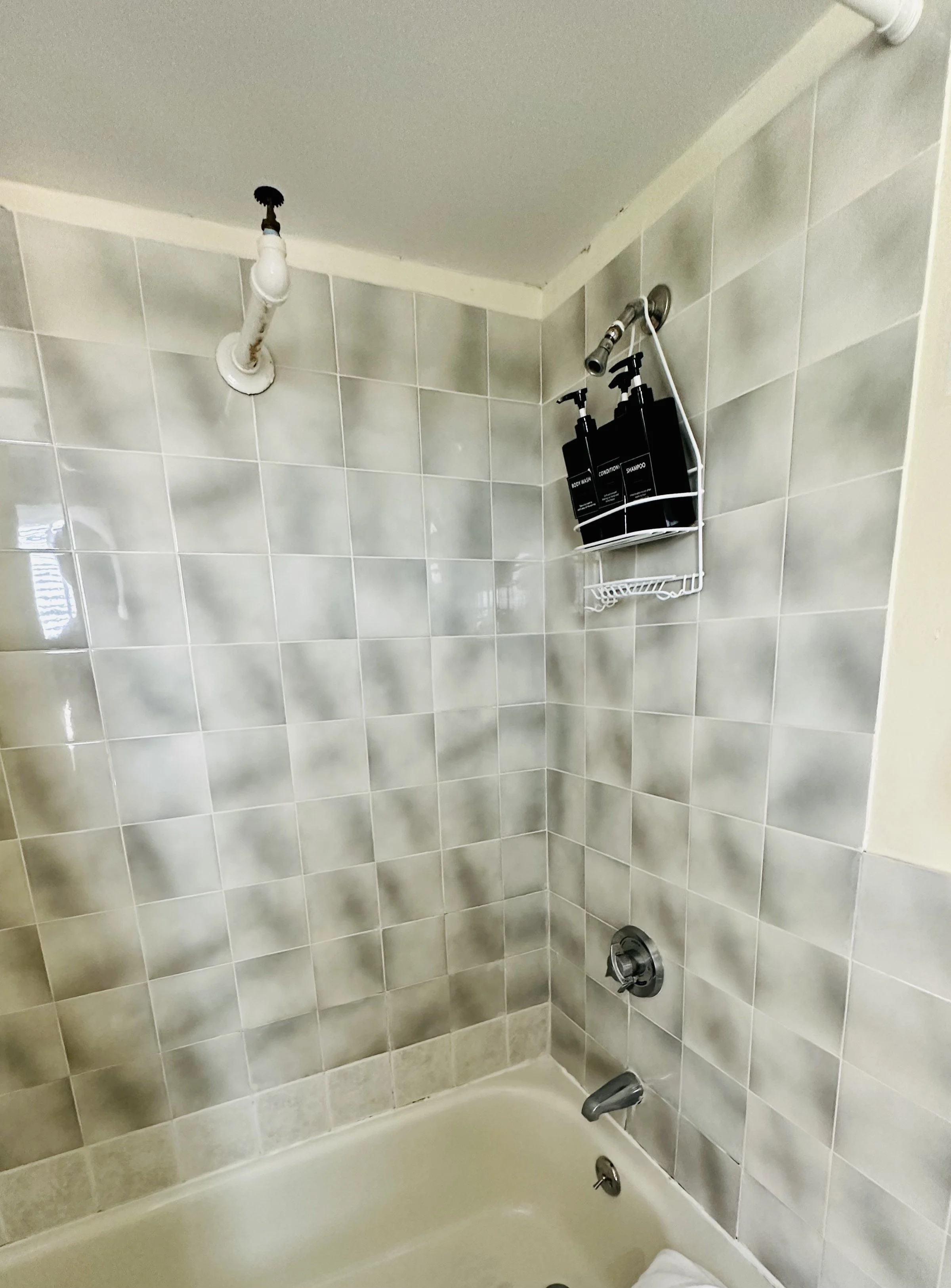 26 - Annex - 2Q shower.jpeg