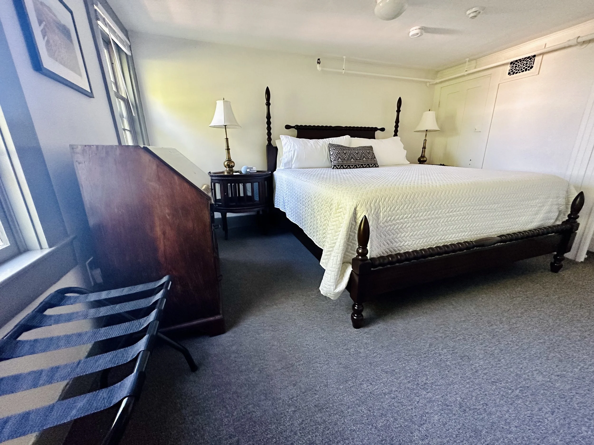 30 - Annex - KQSuite - King Room.jpeg