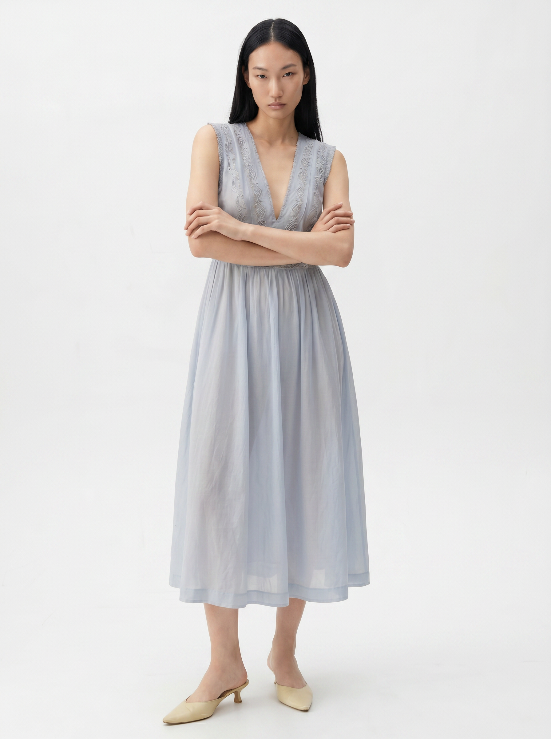 Doen Victoria Pale Blue Lace-Trim Dress