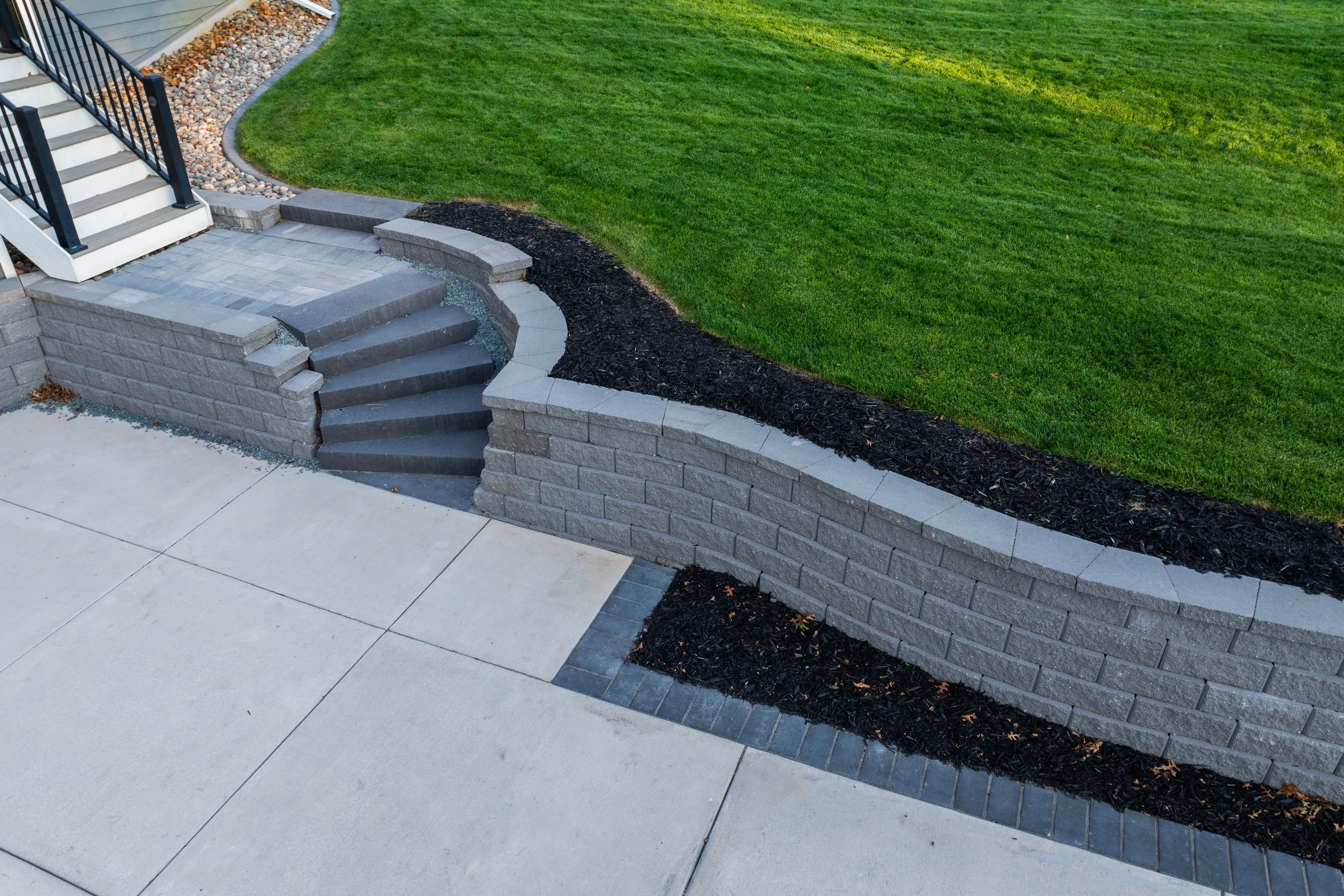 AJ_HARDSCAPES_ZIMMERMAN_FALL_2026-4.jpg