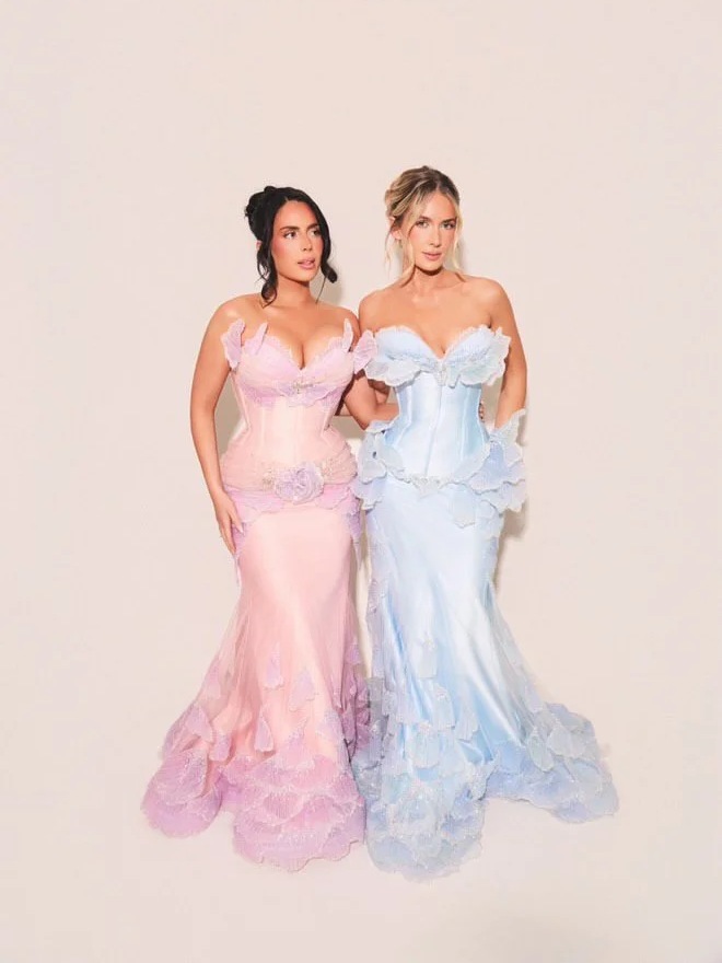 Client Sophia and Cinzia "Once Upon a Christmas Night" Show