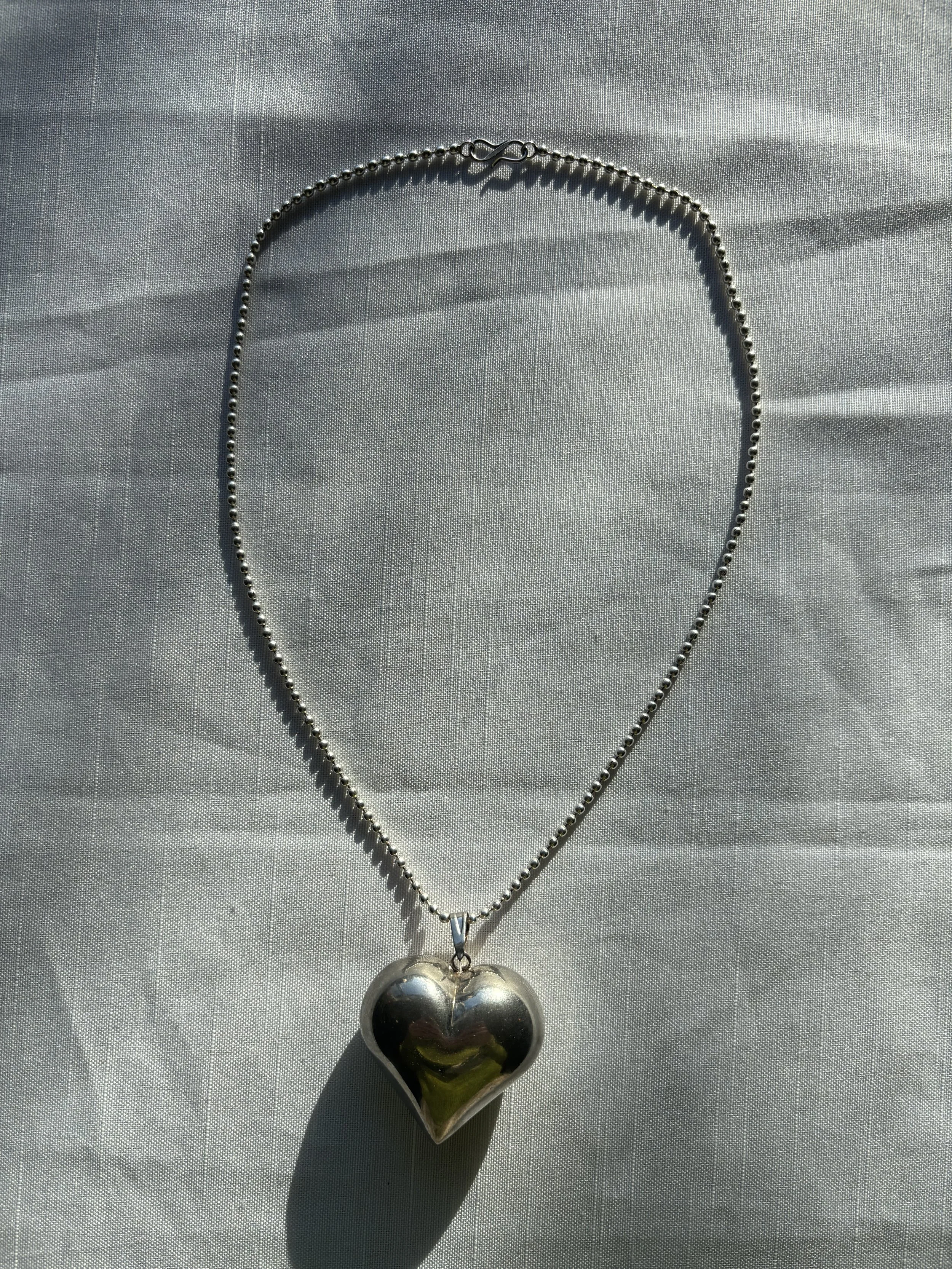 Hollow Puffy Heart Pendent