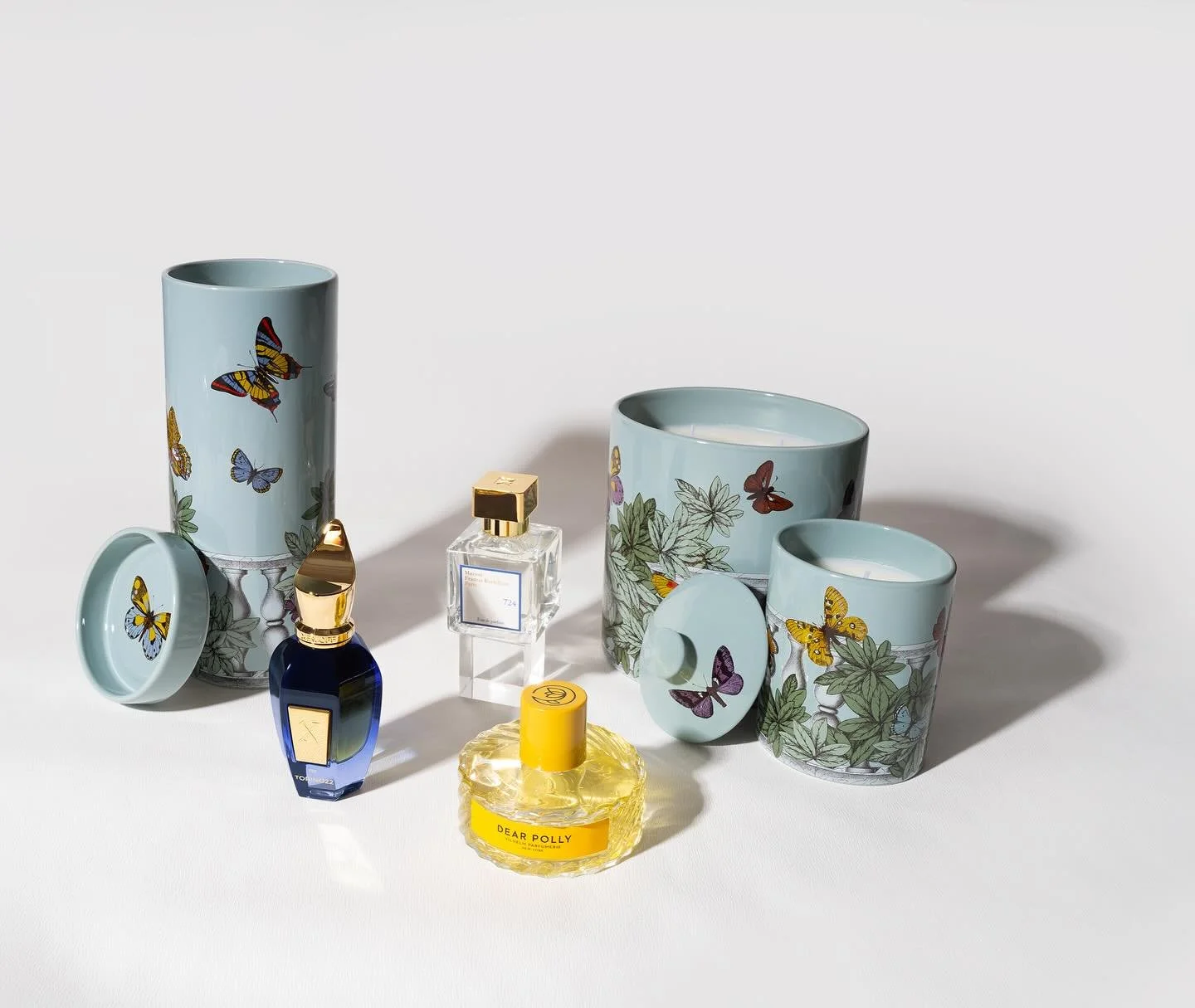 #FlashBackFriday to @fornasetti shoots (paired with @xerjoff @maisonfranciskurkdjian &amp; @vilhelm_parfumerie of course!) 🦋 Luxury niche fragrance with purely stunning craftsmanship ✨ 

#photoshoot #productphotography #photographer #fragrance #nich