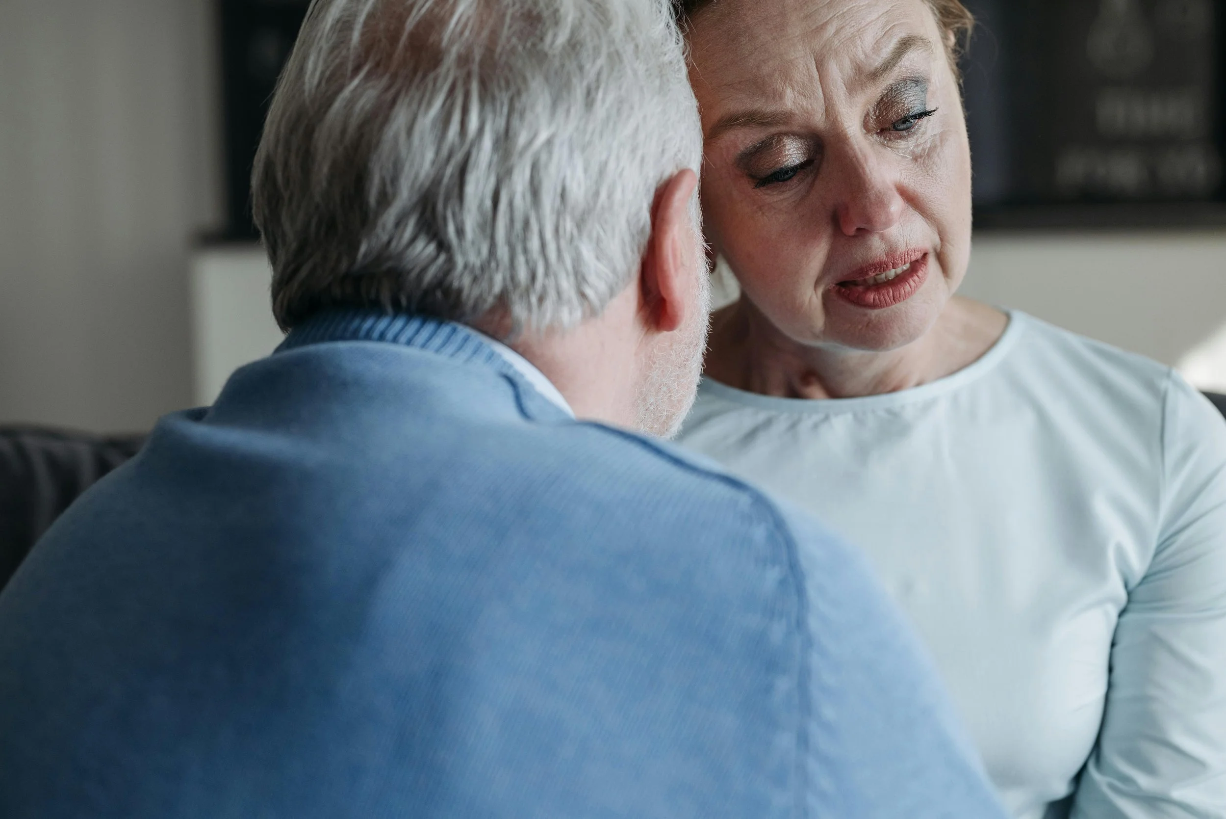 Dementia and Driving: Practical Steps for Handling Driver’s Licenses and Car Keys