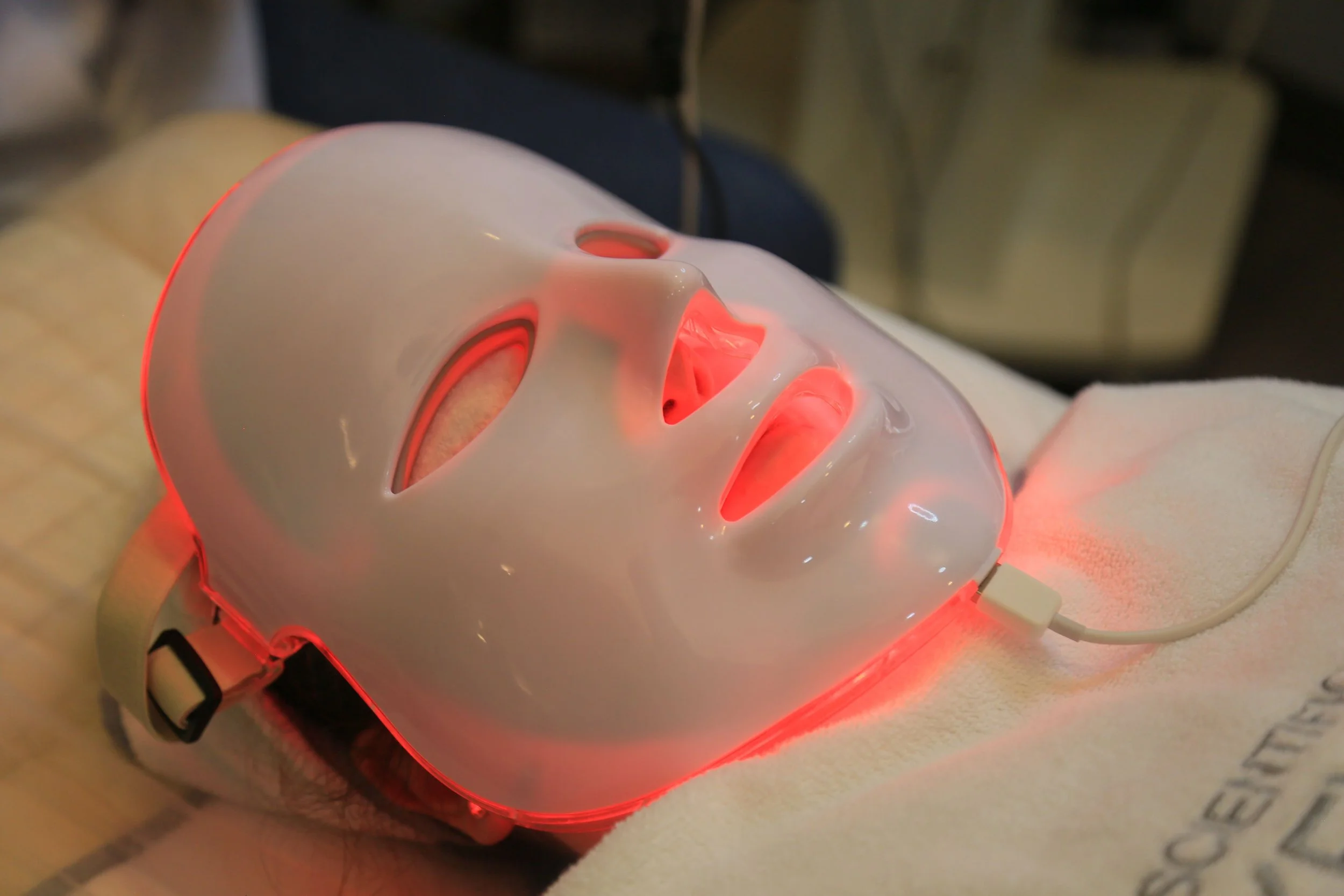 LED Facial Treatment for Redness Acne and Recovery