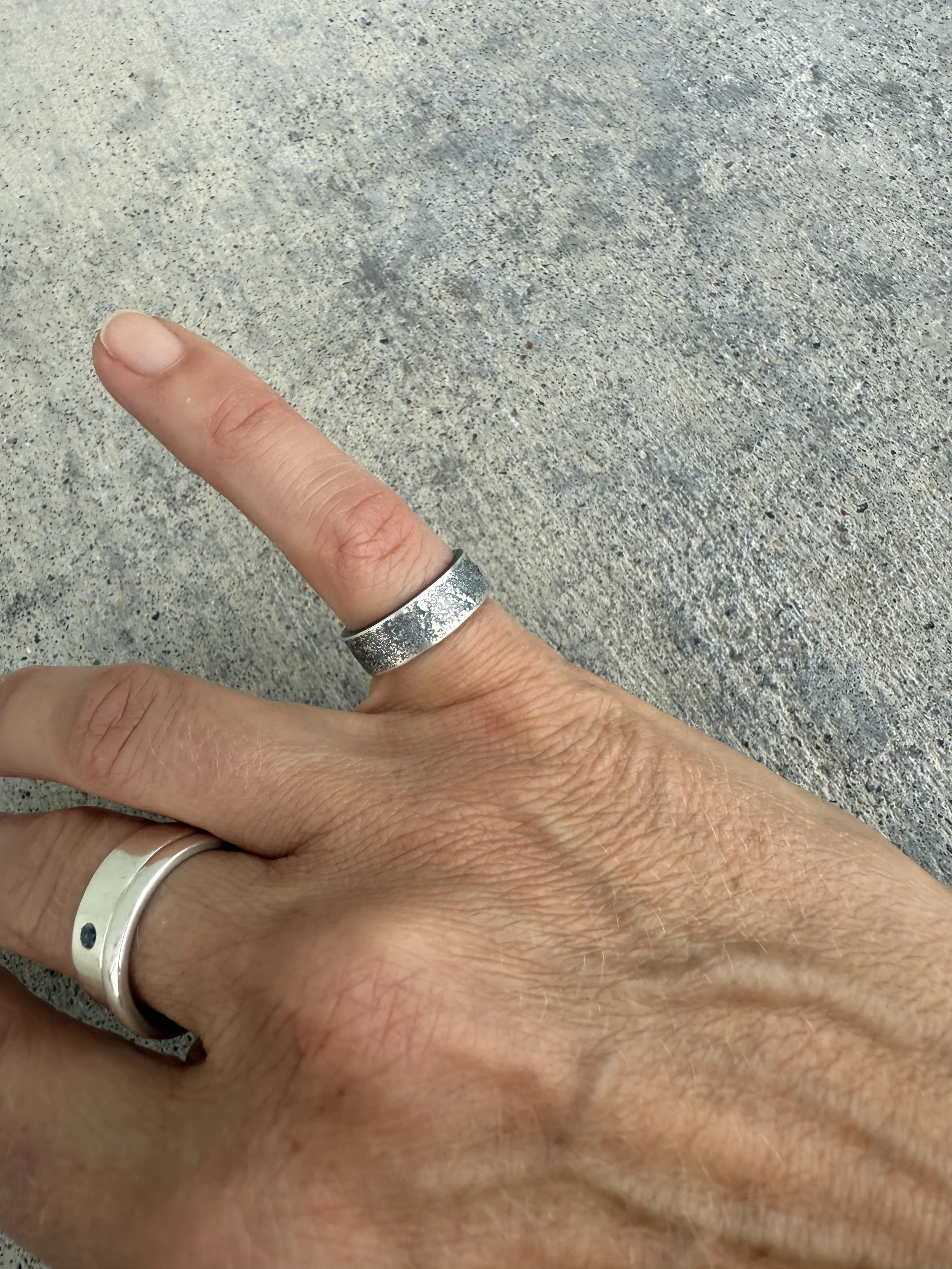 Oxidized Texture Ring_3.jpeg