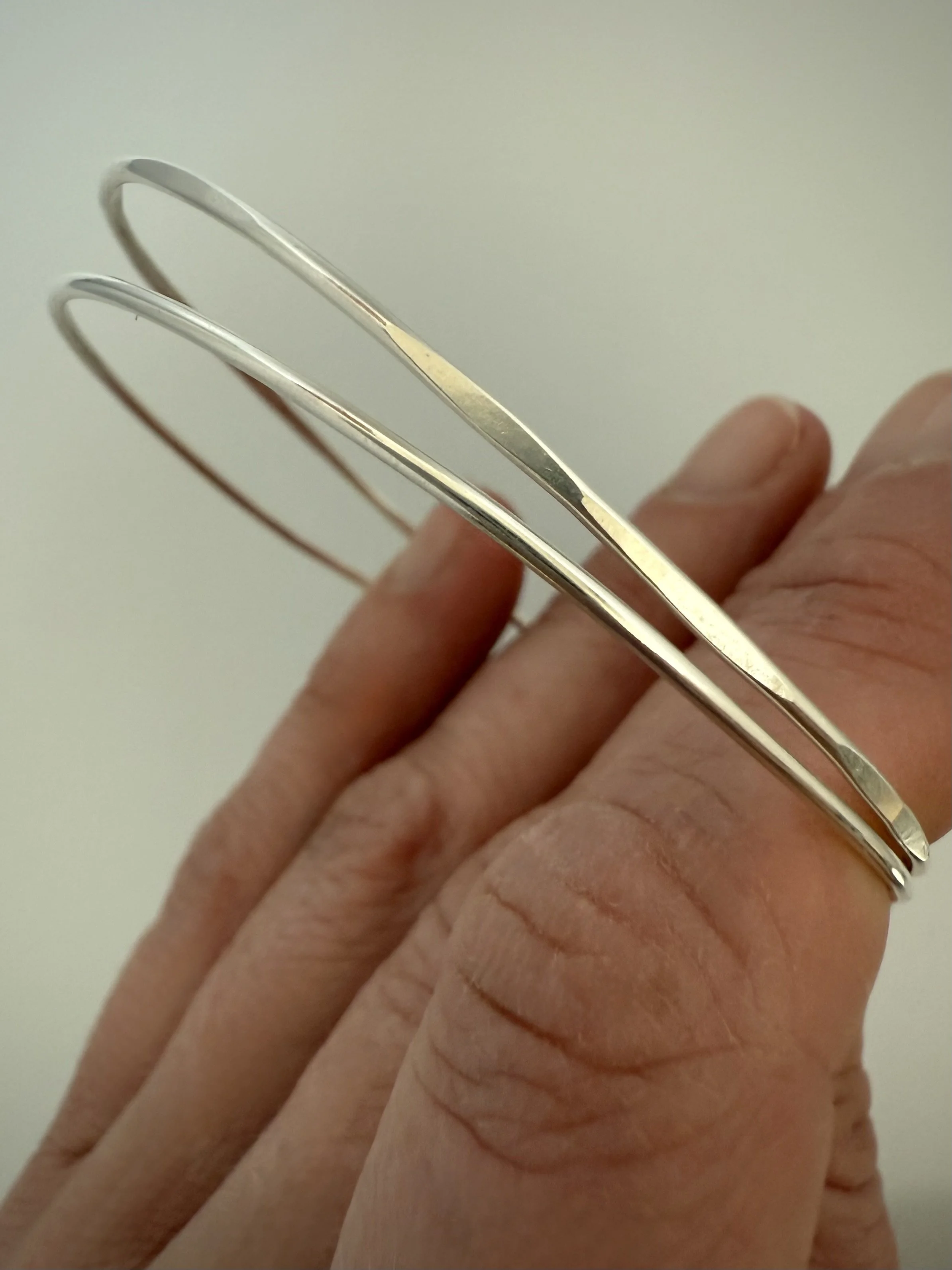 Delicate Bangle_4.jpg