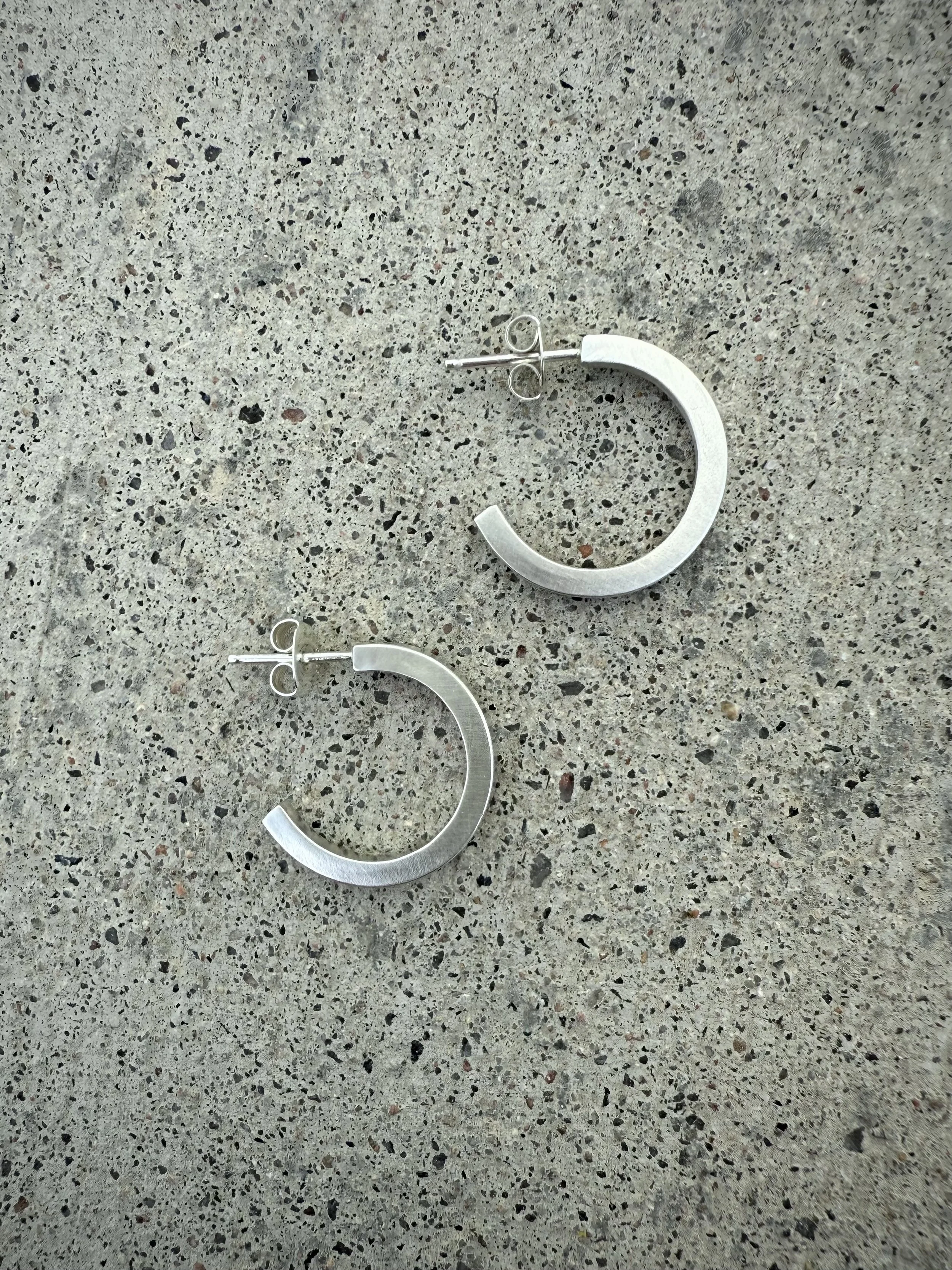 Petit Three-Quarter Hoops