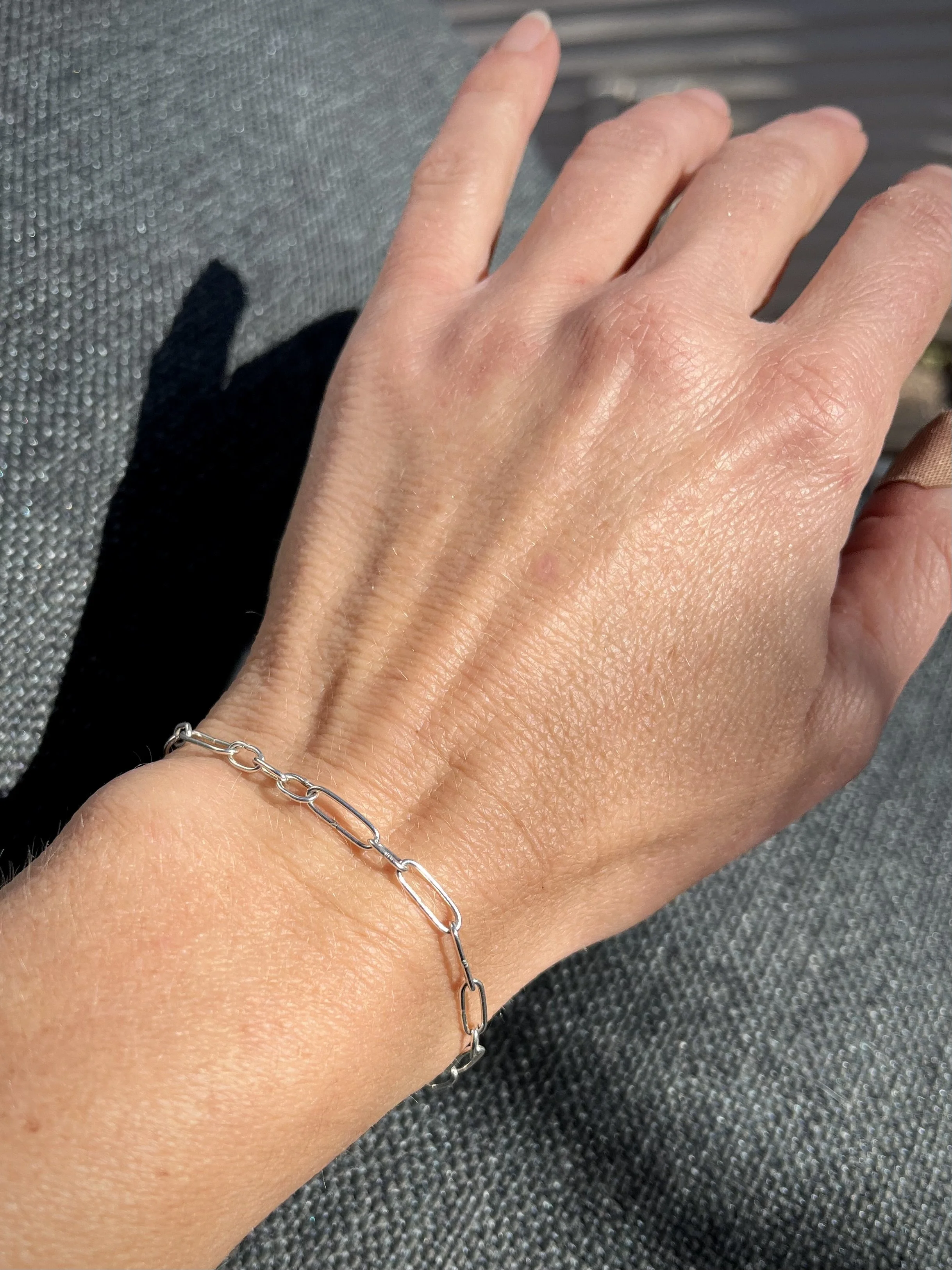 Random Oval Link Bracelet