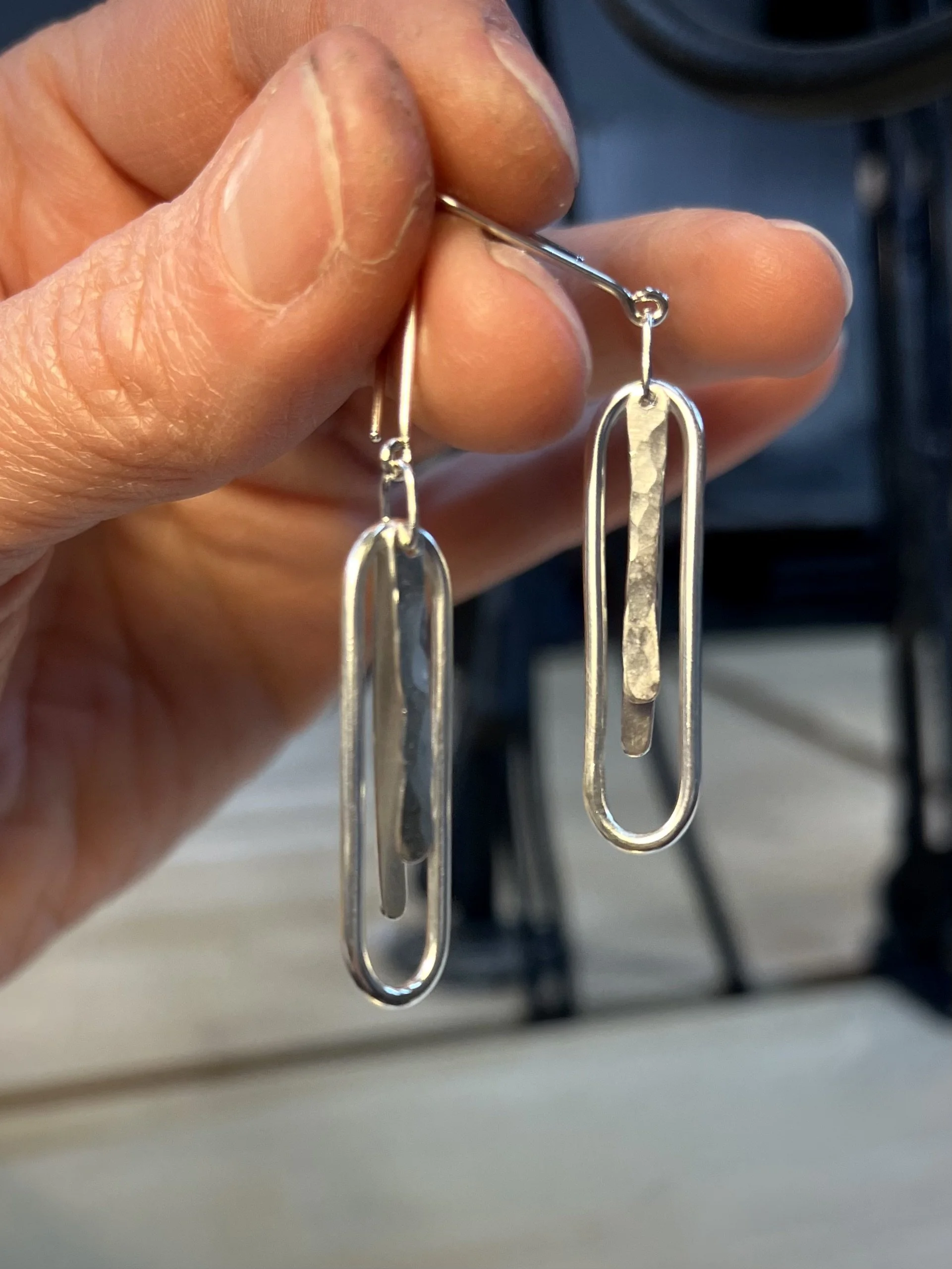 Dangly Links and Lines