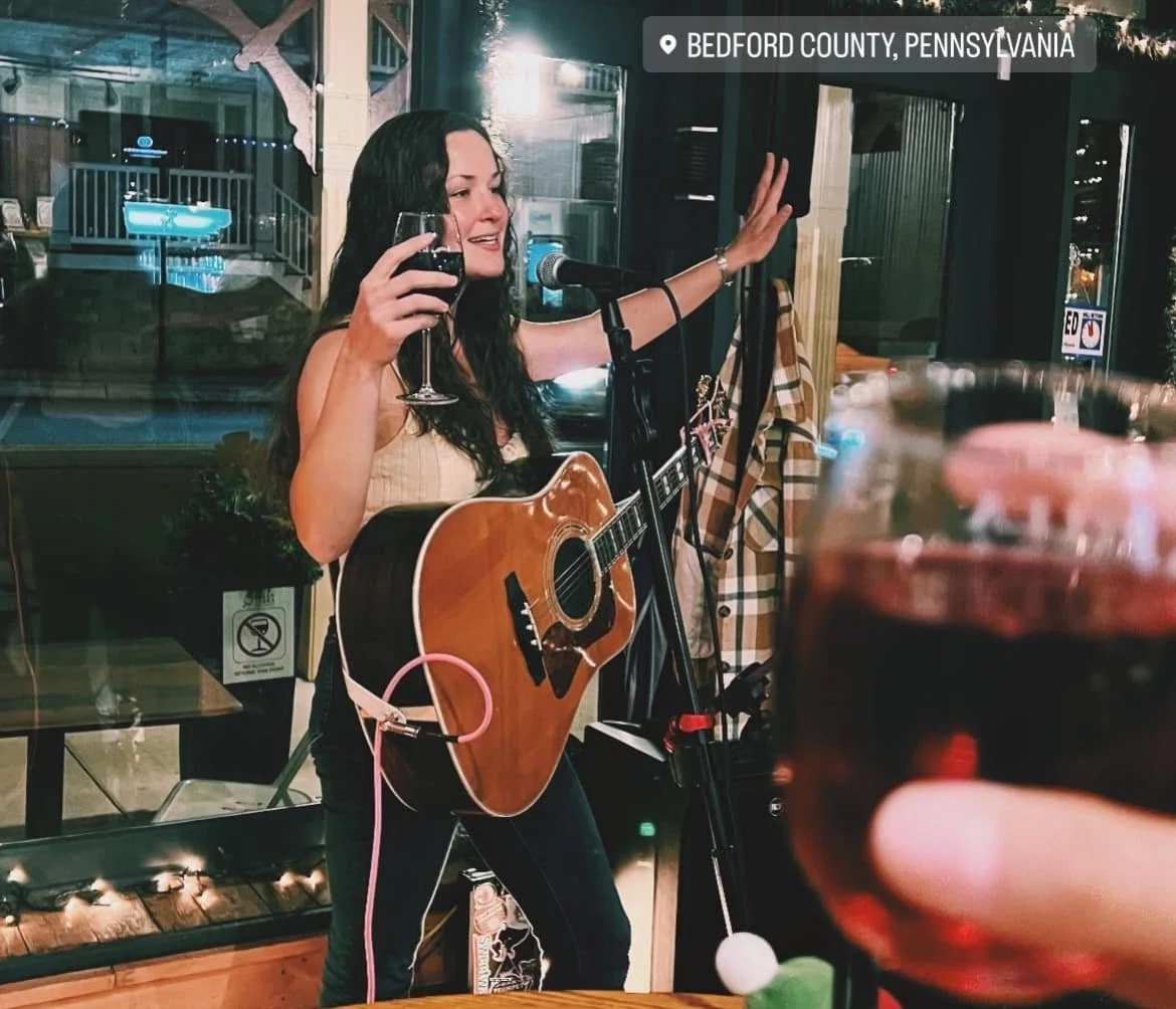Live Music from Samantha Press