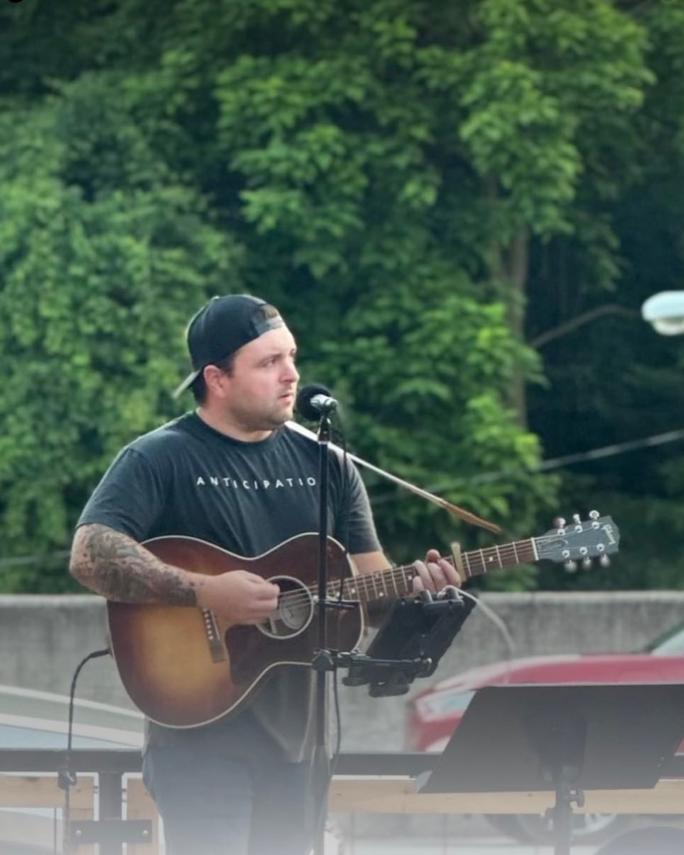 Live Music with Pat Kelly