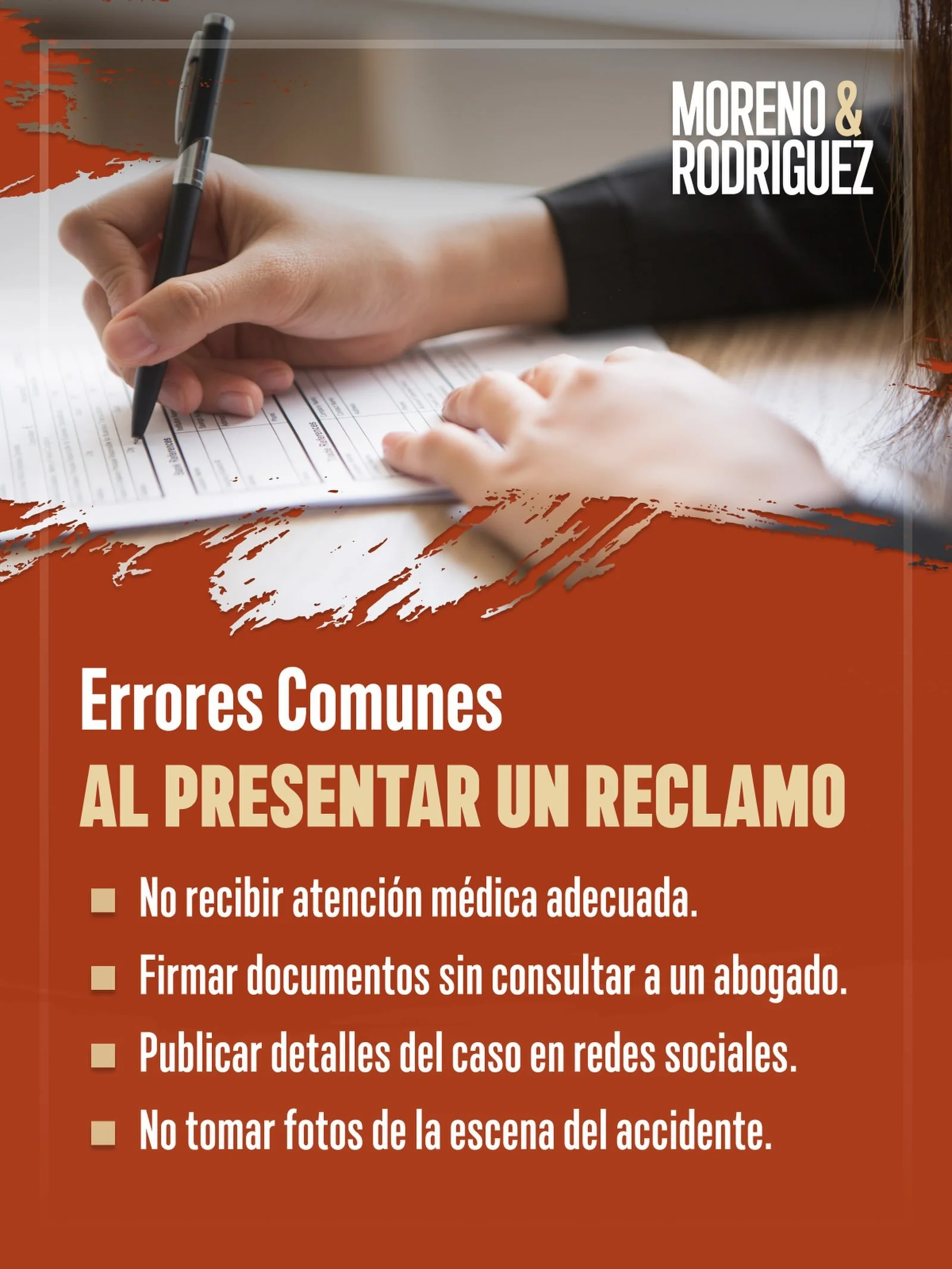 📋 Un reclamo s&oacute;lido se puede debilitar por errores que parecen peque&ntilde;os en el momento.
Estos son los m&aacute;s comunes al presentar un reclamo:
❌ No recibir atenci&oacute;n m&eacute;dica adecuada &mdash; los retrasos le dan a la asegu