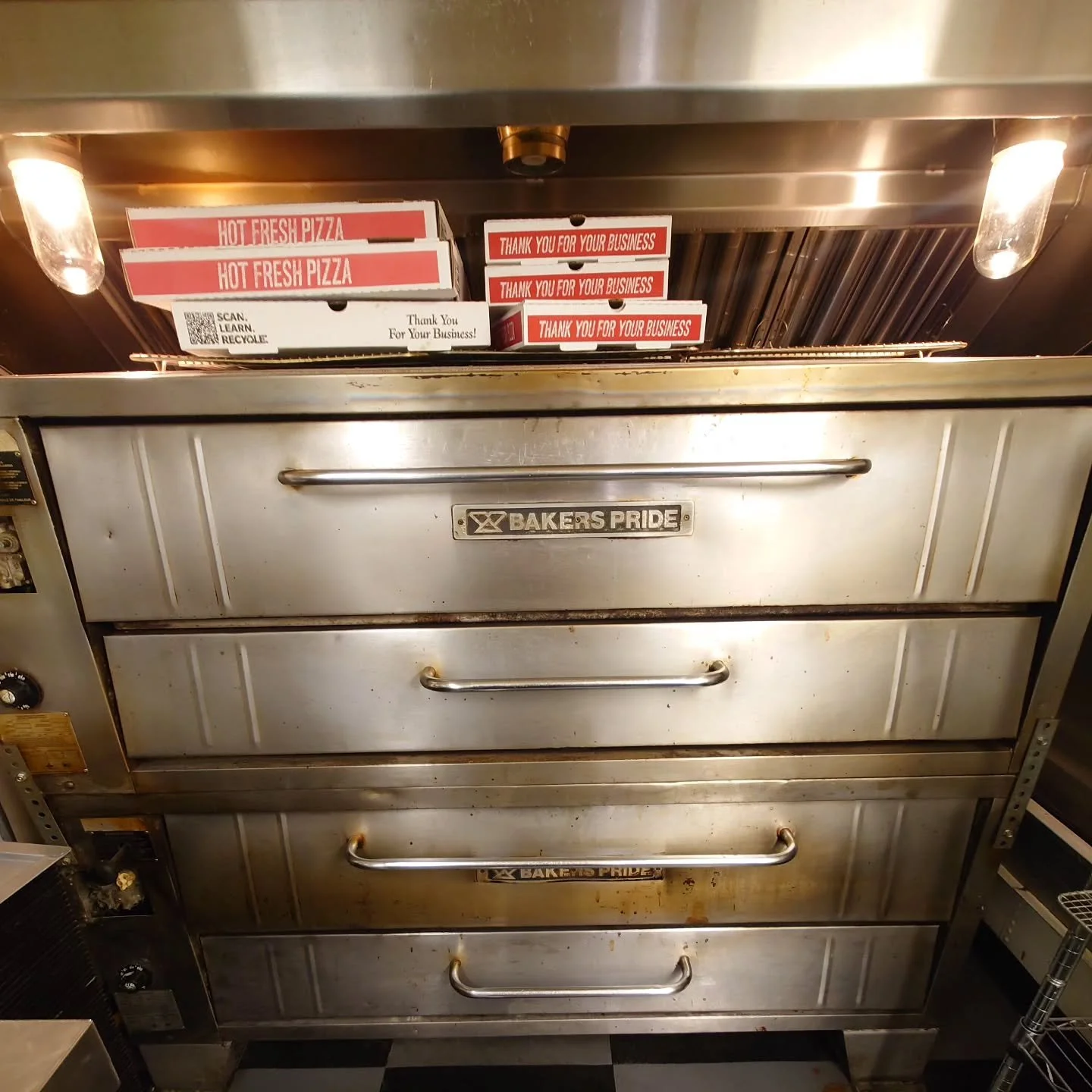 Hey! we didn't sell out tonight!  You guys certainly tried and it got close but just not quite. This oven has surprised me over and over, just an absolute workhorse. Gonna give it a deep clean this week, thanks everybody for coming at us hard this we