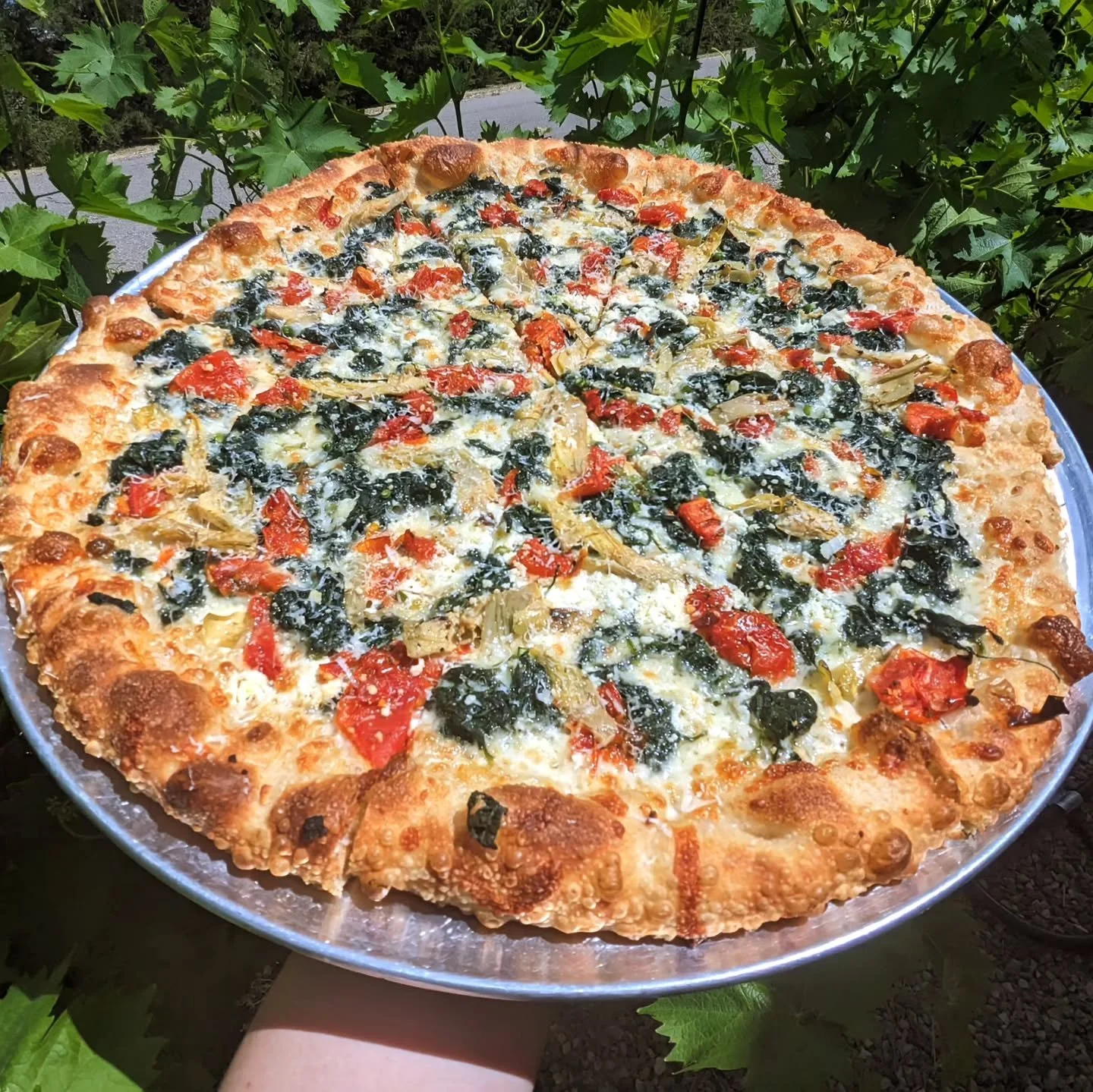What's your mom's favorite pizza?  If it wasn't Brutal Pie before this week, it will be after! We got a new special starting this week, and it's definitely a mom pie. Grab one for her this weekend, she will love it! 
.
The Florentine: olive oil base,