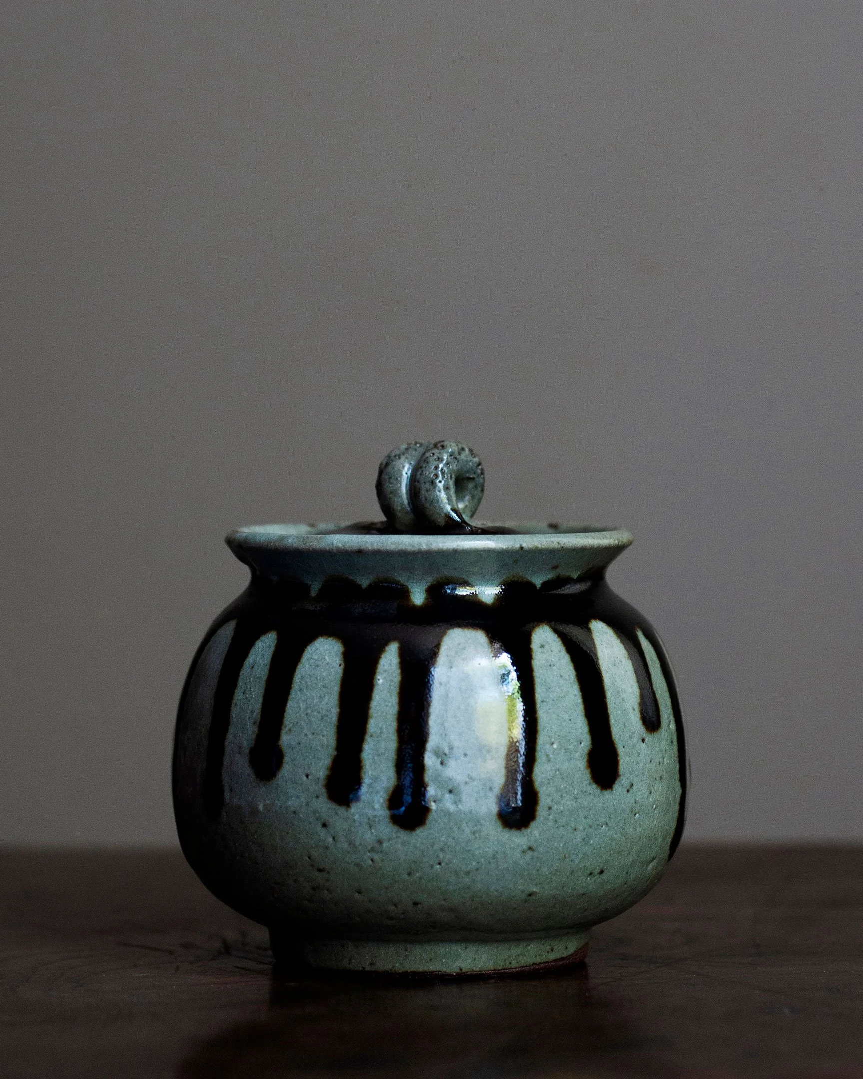 japan japanese vessel bowl candybowl iron ironglaze glaze lid handmade interiordesign interior design greek greece green