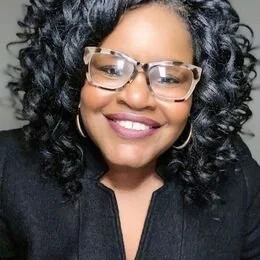 Square Pizza Podcast #72 - Dr. Monique Perry-Graves, Executive Director, Teach For America NC