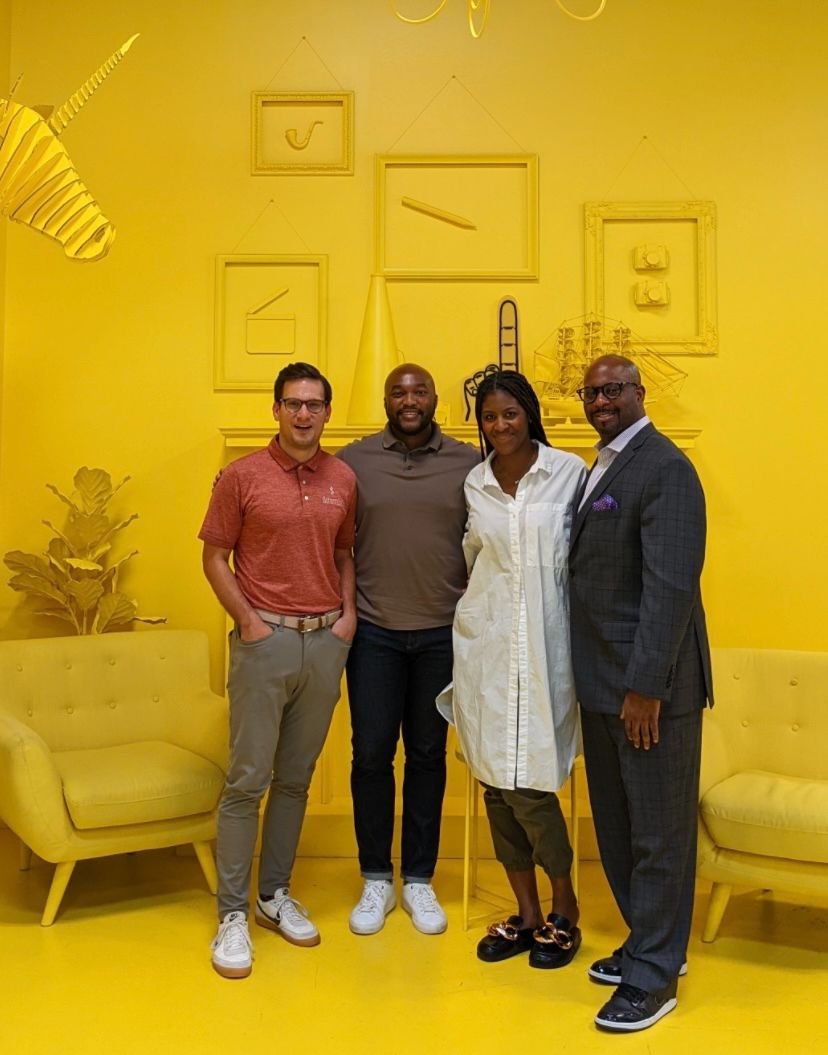 Square Pizza Podcast #85 - Jonathan Gardner, Jania Massey, Manuel Campbell