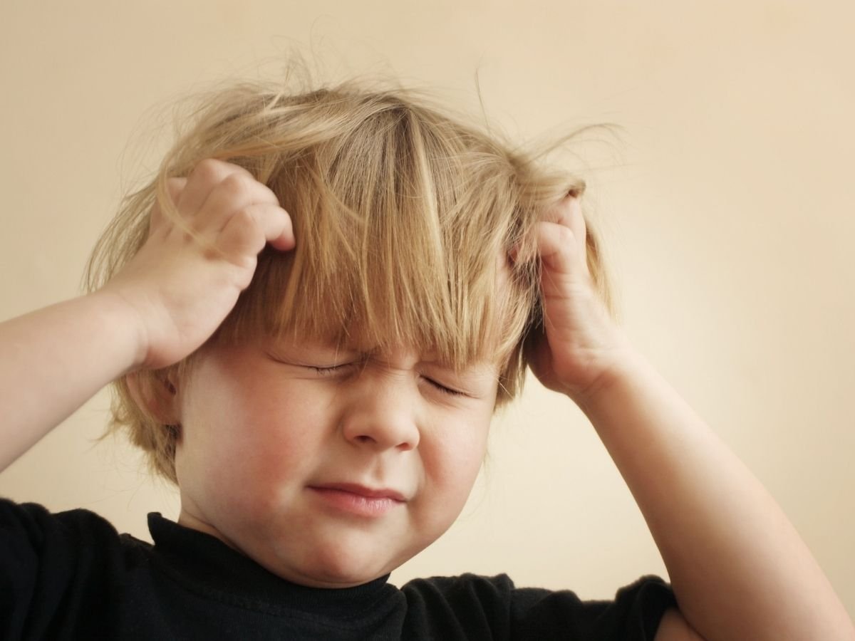Should Children Stay Home From School With Lice