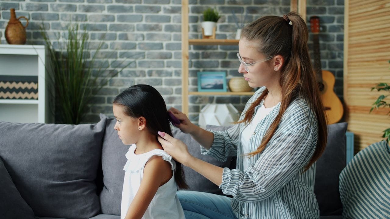 Lice Clinic vs In-Home in Manhattan