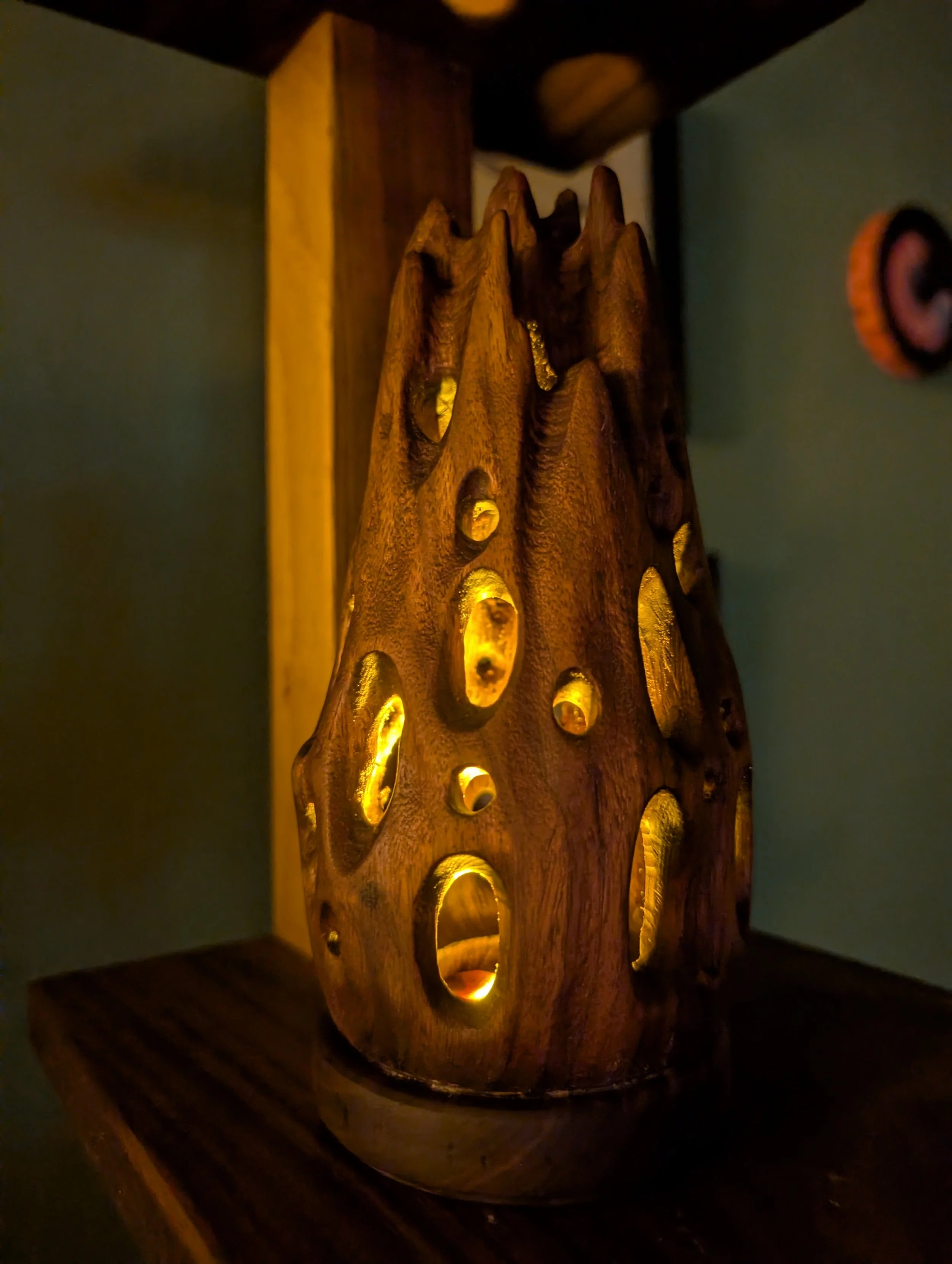 Shelf Moddy Glow.jpg (Copy)