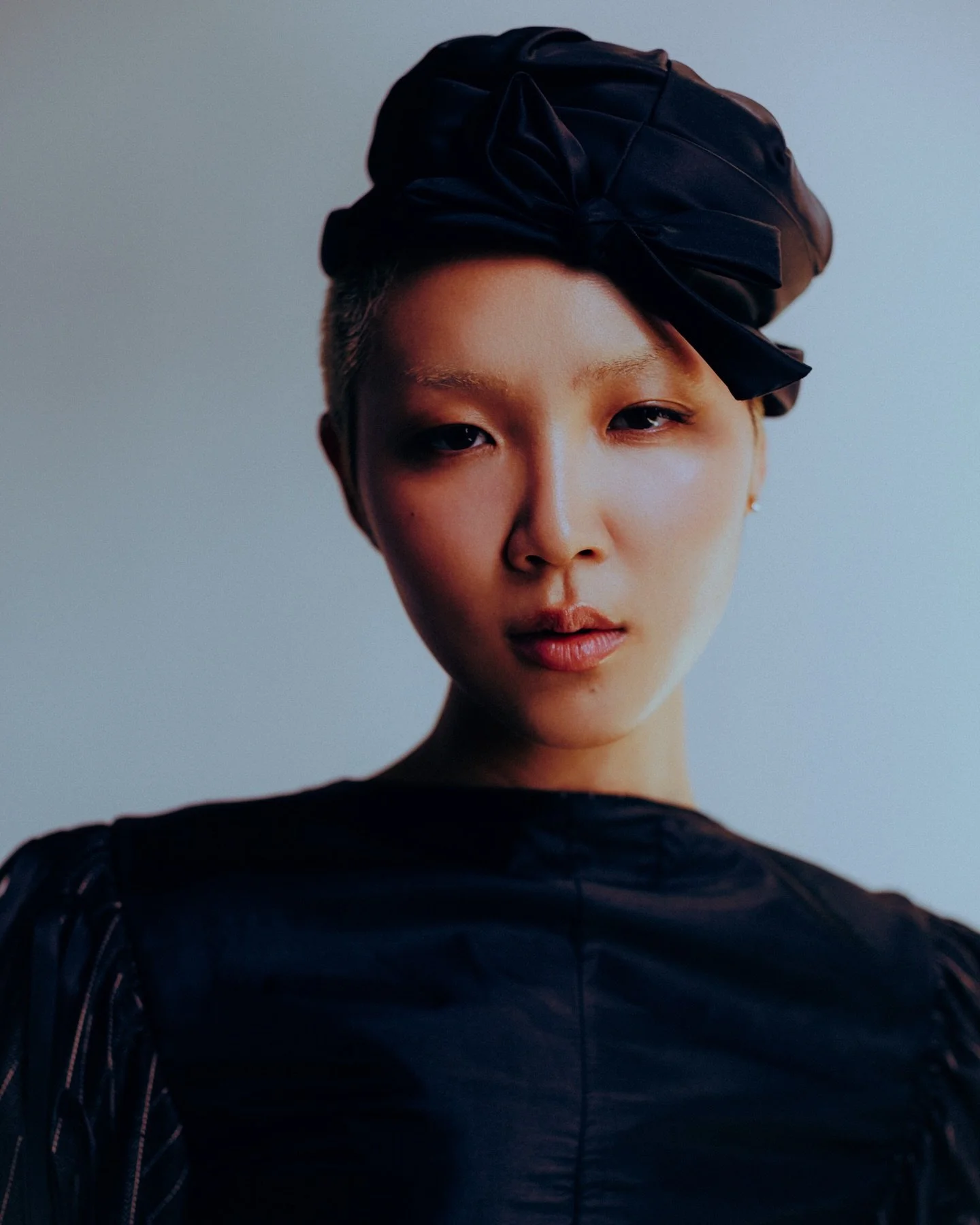 Model @yebeccababy 
Photo assist @leosjmoon 
Styled by @shin.odu 
Makeup by @kimiduncan 
Hair by @taichisaitohair 
Casting by @lorenznamalata @fatbraincollective 

#newyorkfashion #portraits #fashion