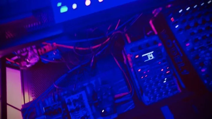 Feeling summery, might delight later. #hvvymttl #ikonerline #livetechno