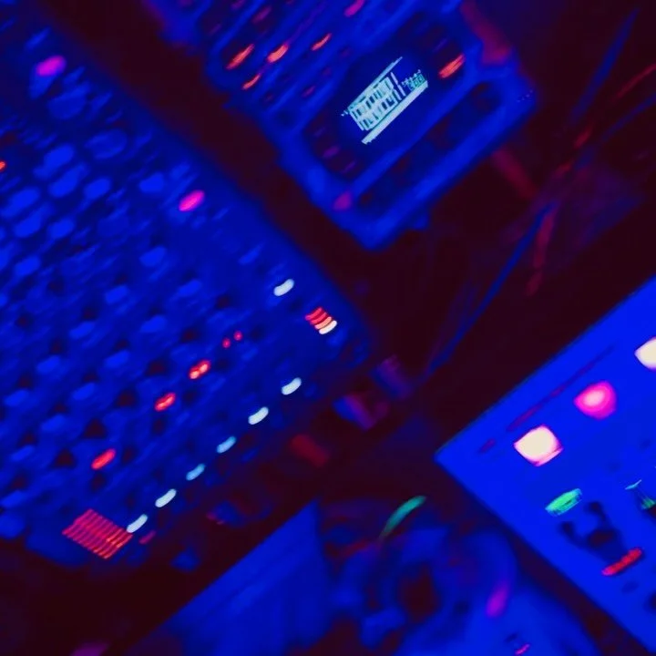 It&rsquo;s a small world. It&rsquo;s a big problem. It&rsquo;s time to party for a shared purpose. F@ck em if they can&rsquo;t be decent. #hvvy_mttl #ikon_hvvy #livetechno