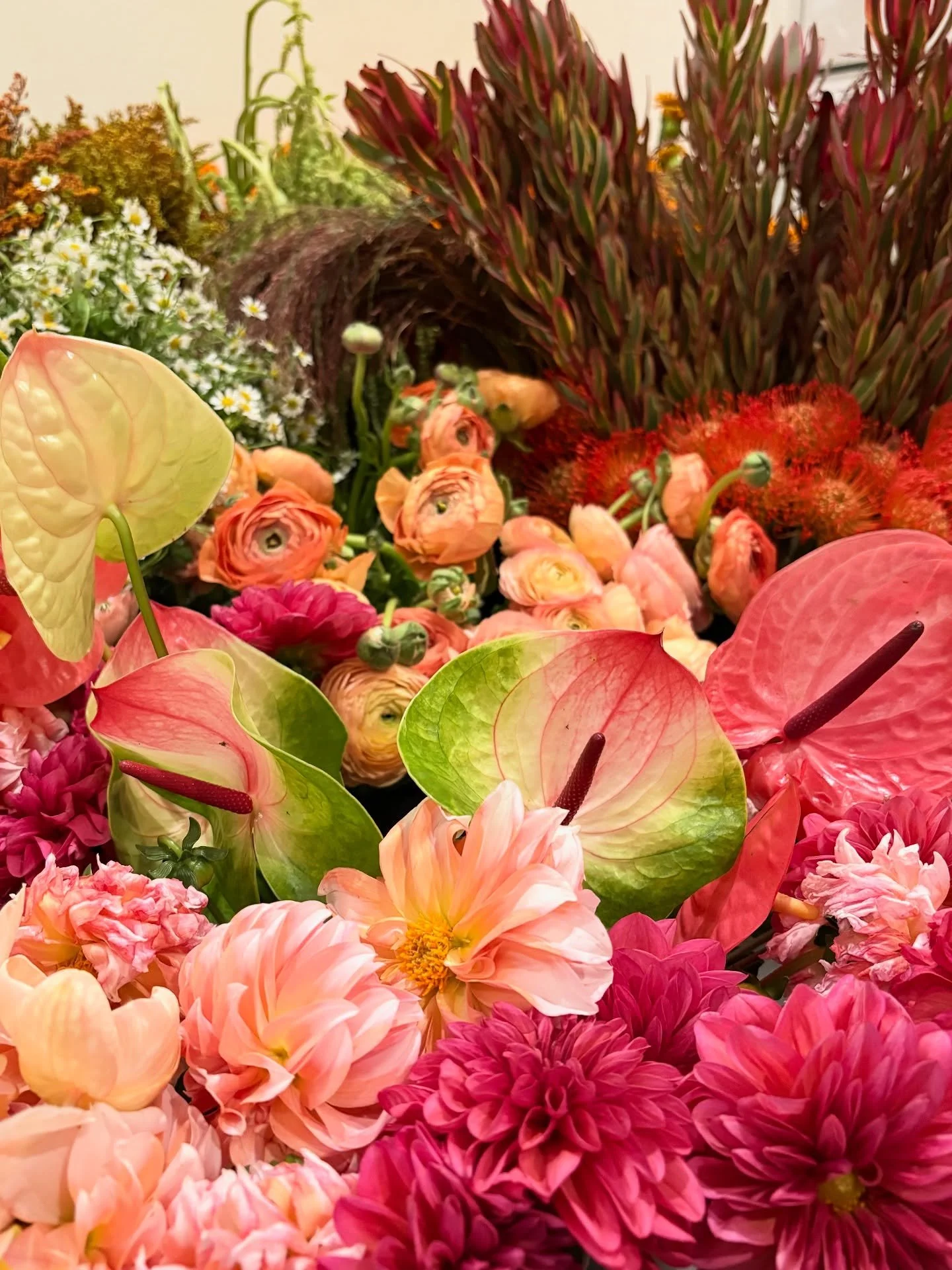 colors for this weekend&rsquo;s desert wedding 💞