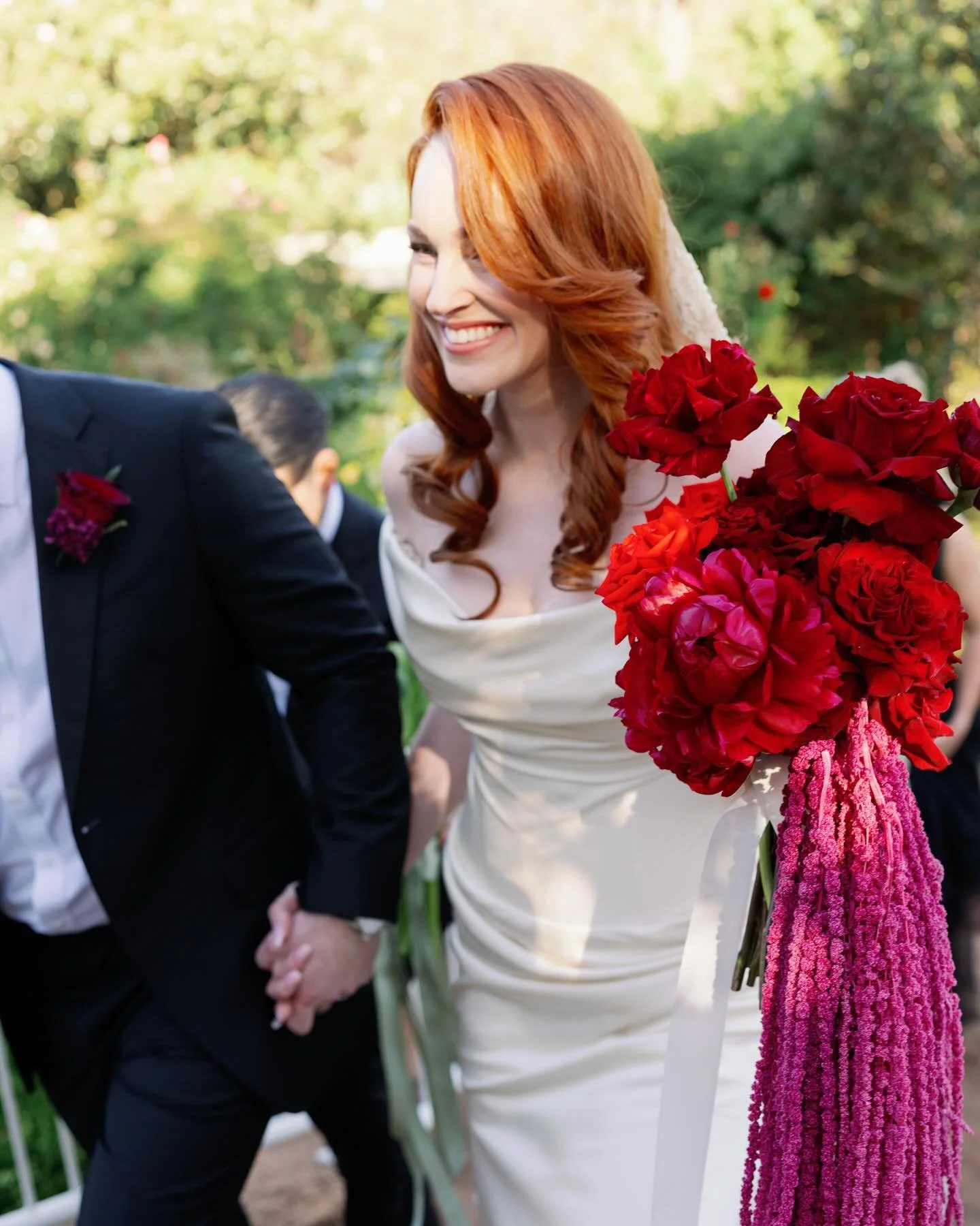 Old-world romance meets modern elegance 🌟
This glamorous bespoke bridal gown for Richelle, was draped in luxurious heavy silk satin, cut on the bias for flawless movement and fit. Inspired by the timeless structure of the French corset, the silhoue