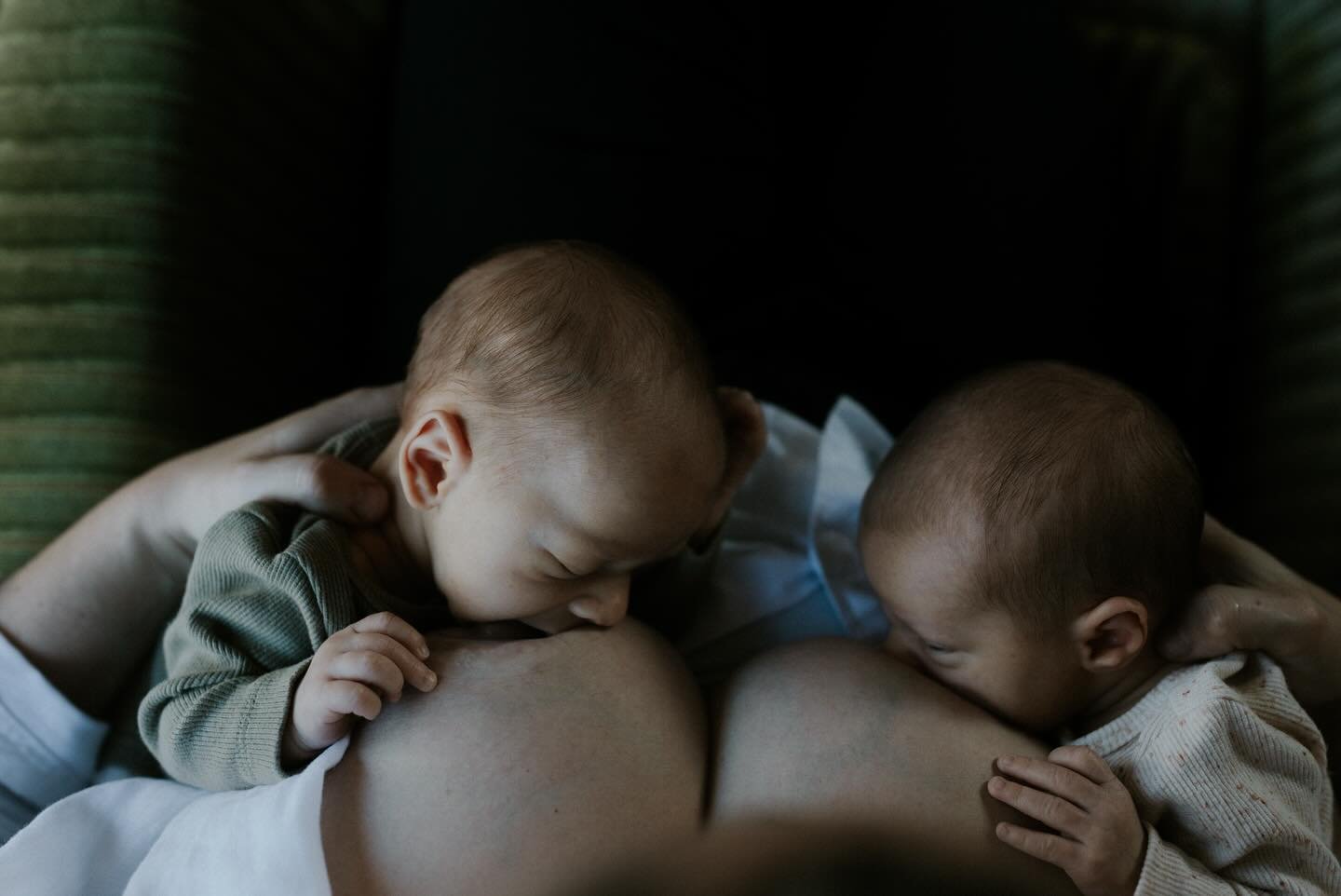 🌿 Breastfeeding Twins: Give Yourself Time 🤍👶👶
Breastfeeding twins is a beautiful journey &mdash; but it&rsquo;s also a learning curve. If it feels hard at first, that&rsquo;s because it is&hellip;
✨ It&rsquo;s okay if: 🤱 Tandem feeding feels awk