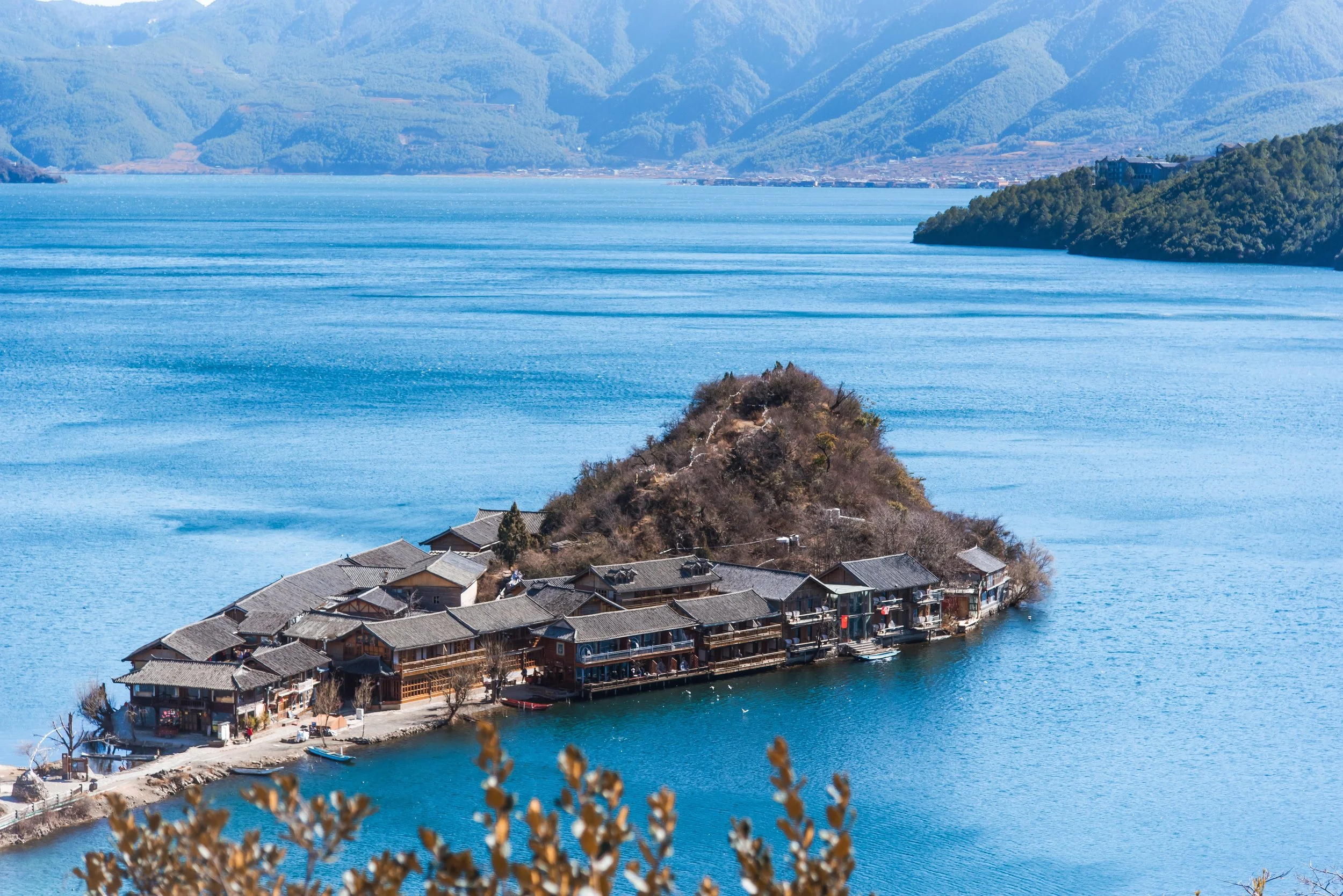 lugu-lake-4648775.jpg