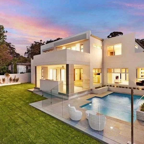 2  SOUTHERN  STREET
Oatley