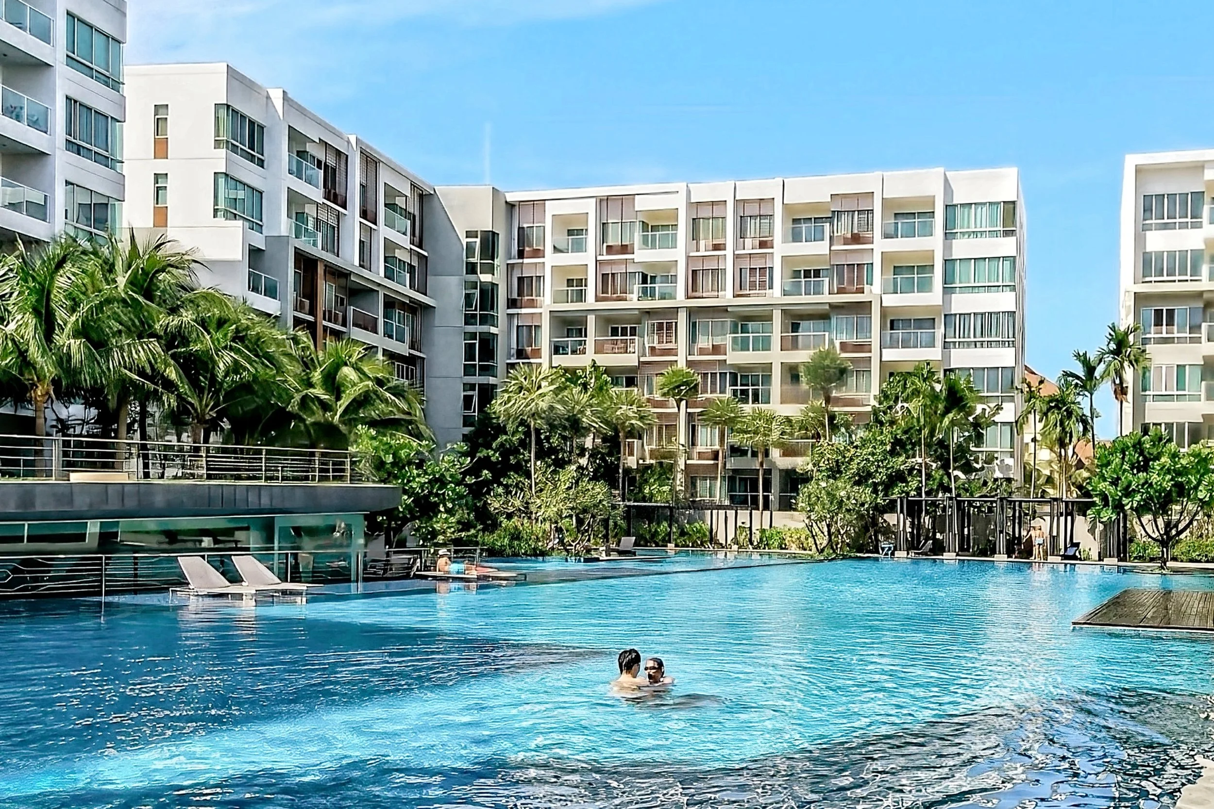 Pool-06 1.jpg