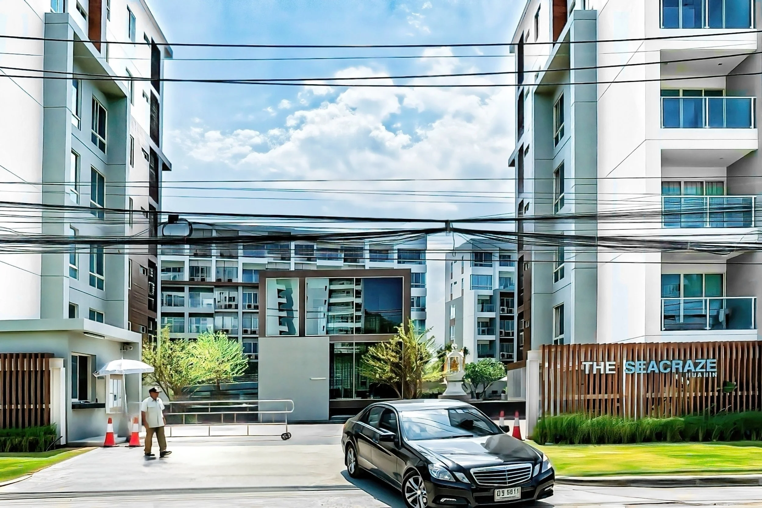 Exterior-02.JPG