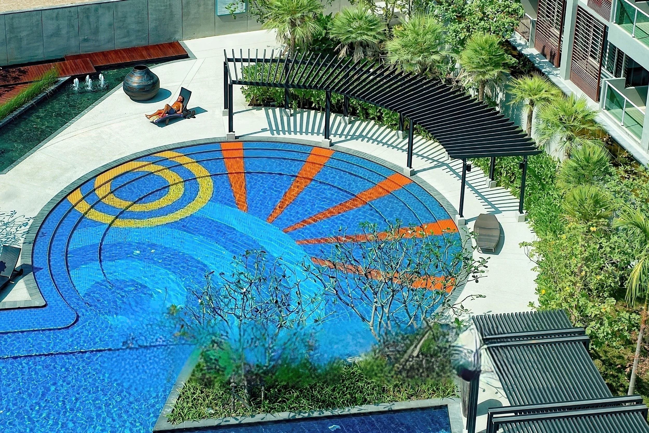 Pool-02 1.jpg